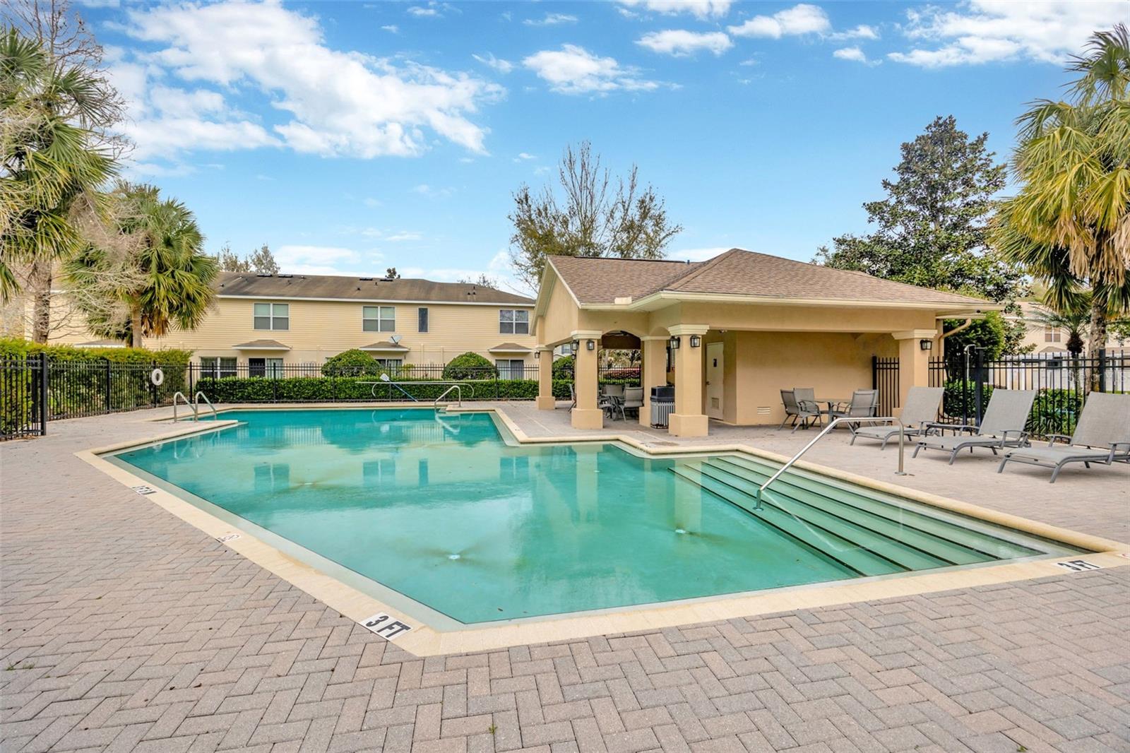 3131 ROYAL TUSCAN LN, VALRICO, FL, 33594