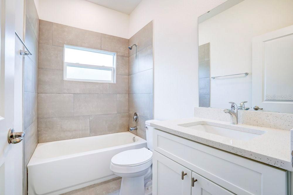 2033 10TH AVE, DELAND, FL, 32724