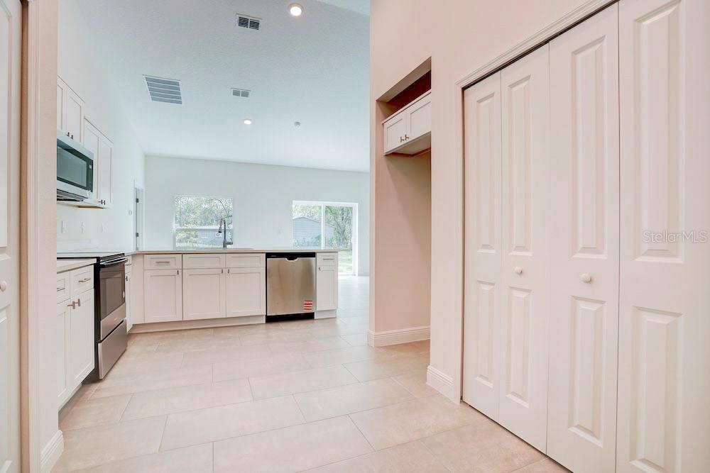 2033 10TH AVE, DELAND, FL, 32724