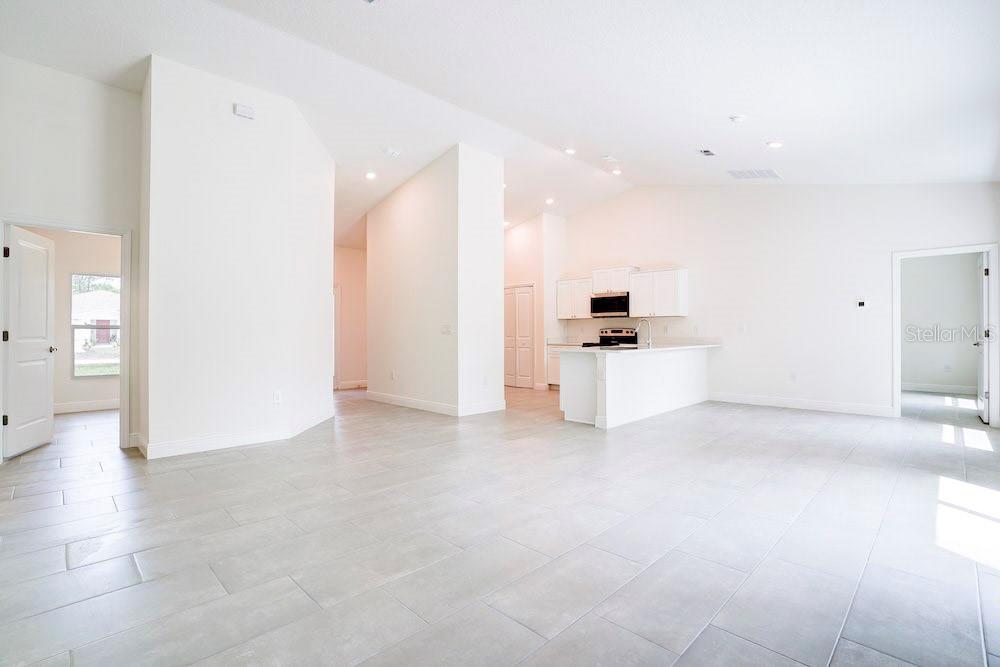 2033 10TH AVE, DELAND, FL, 32724