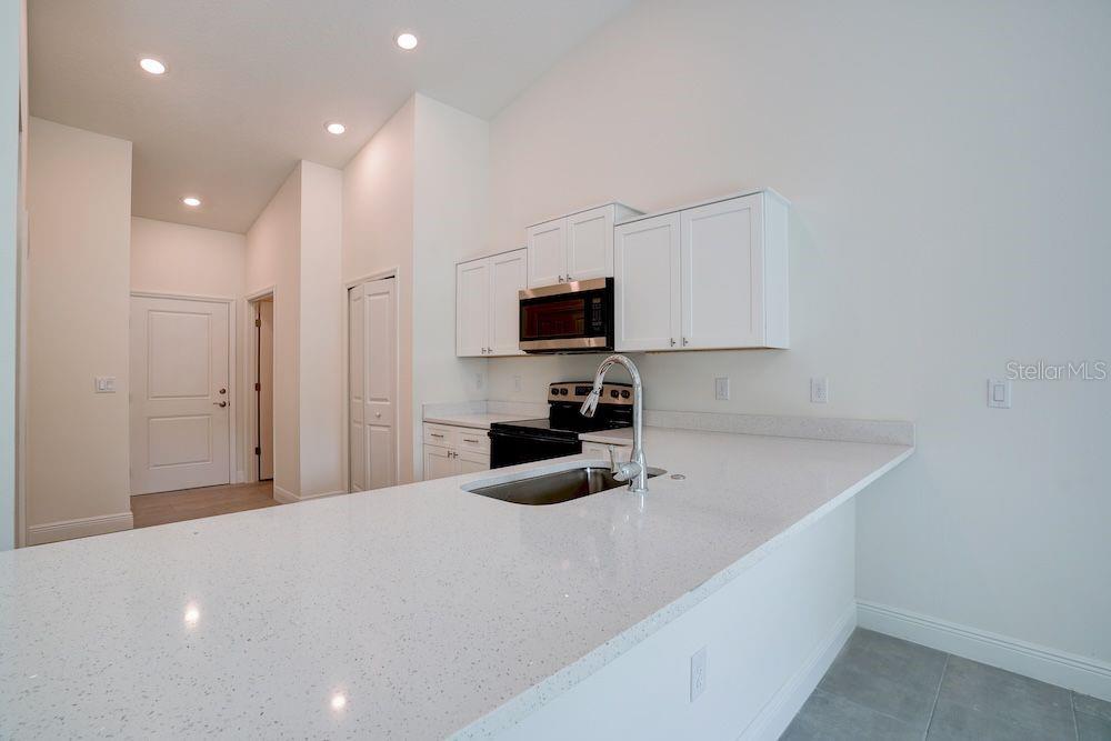 2033 10TH AVE, DELAND, FL, 32724