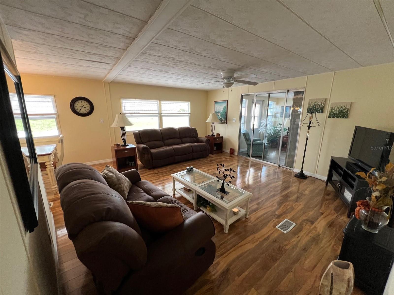 6 THATCH PALM ST E, LARGO, FL, 33770