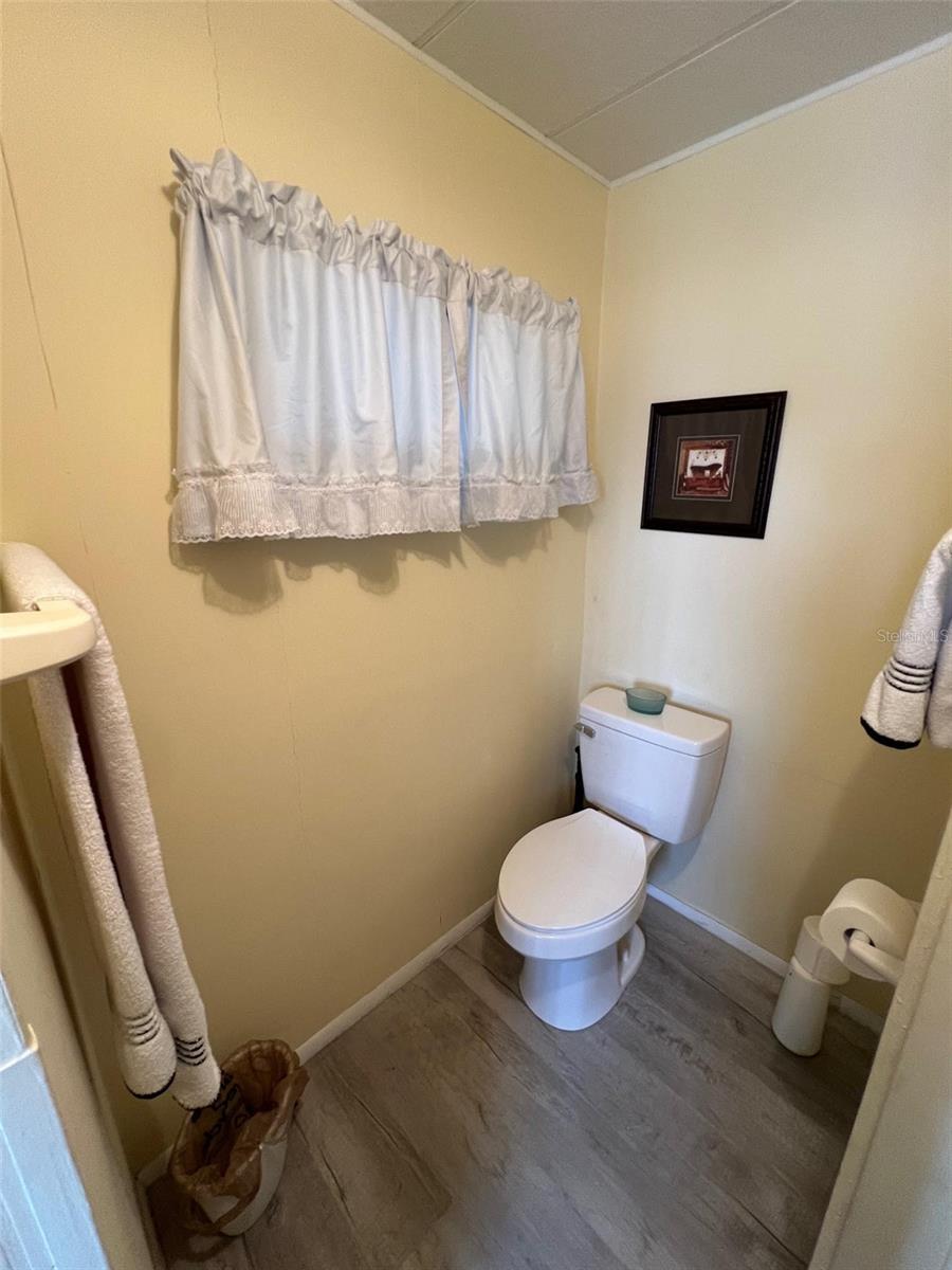 6 THATCH PALM ST E, LARGO, FL, 33770