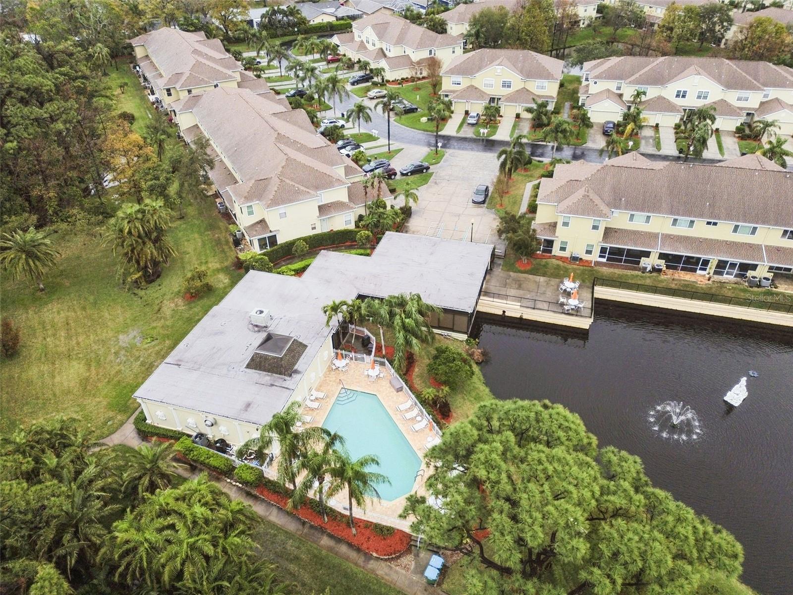 11162 KAPOK GRAND CIR, MADEIRA BEACH, FL, 33708