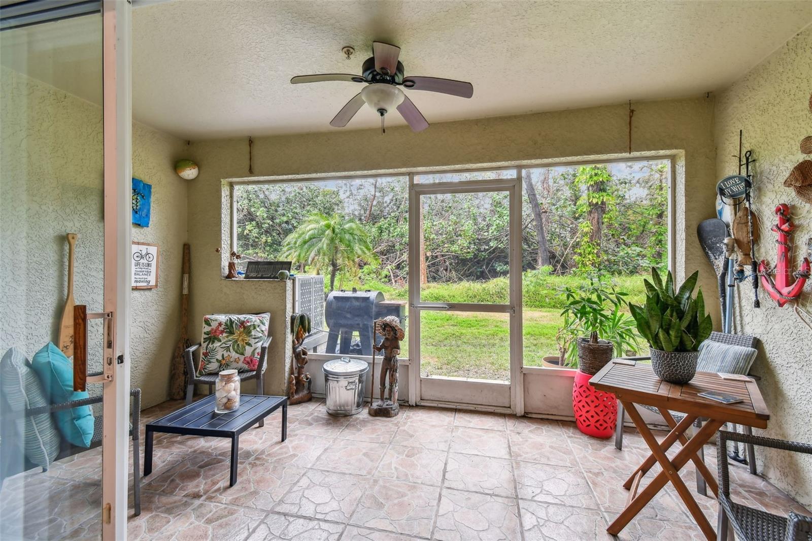 11162 KAPOK GRAND CIR, MADEIRA BEACH, FL, 33708