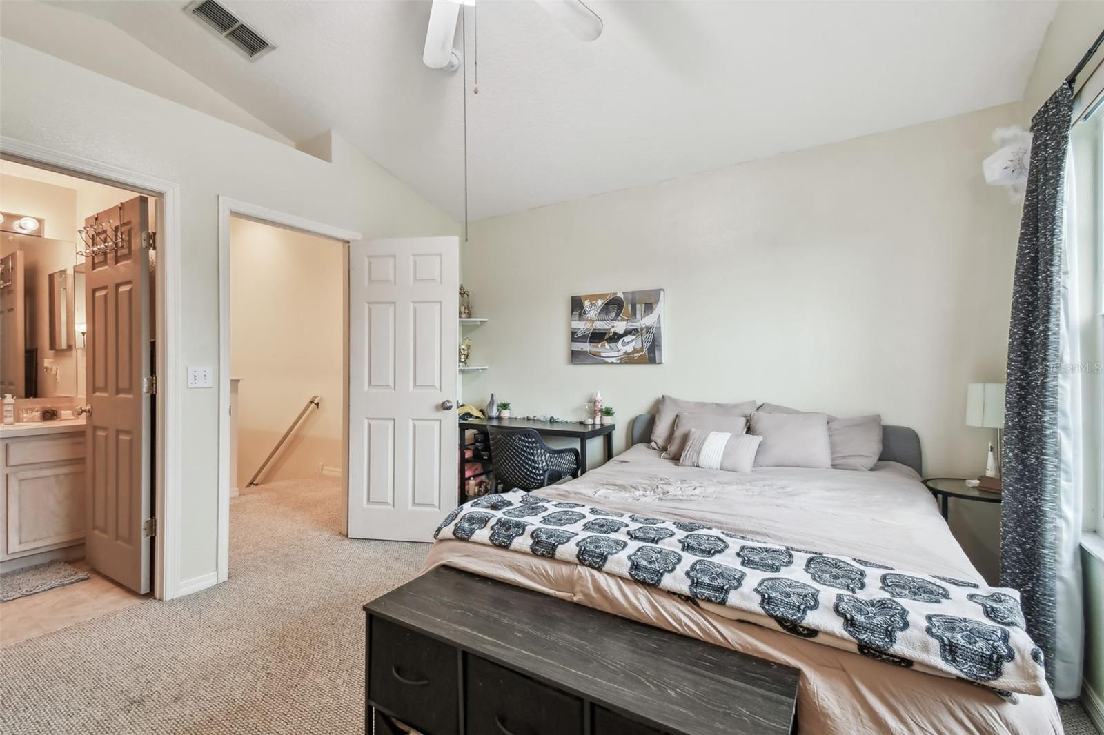11162 KAPOK GRAND CIR, MADEIRA BEACH, FL, 33708