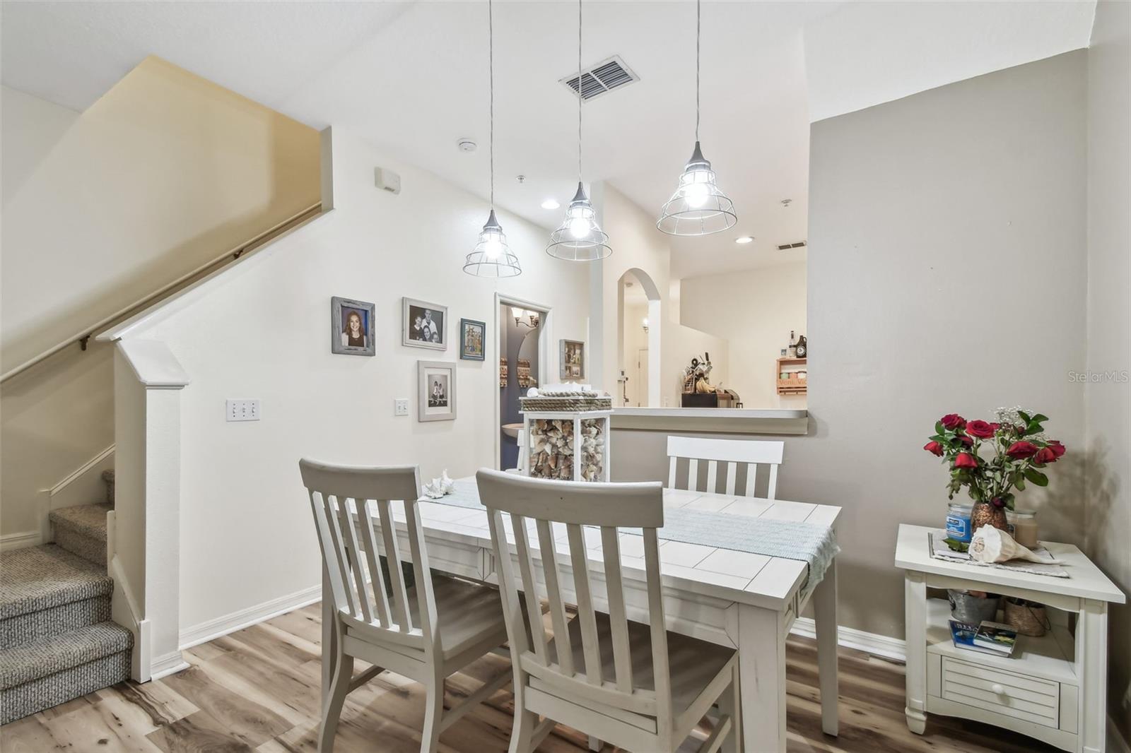 11162 KAPOK GRAND CIR, MADEIRA BEACH, FL, 33708