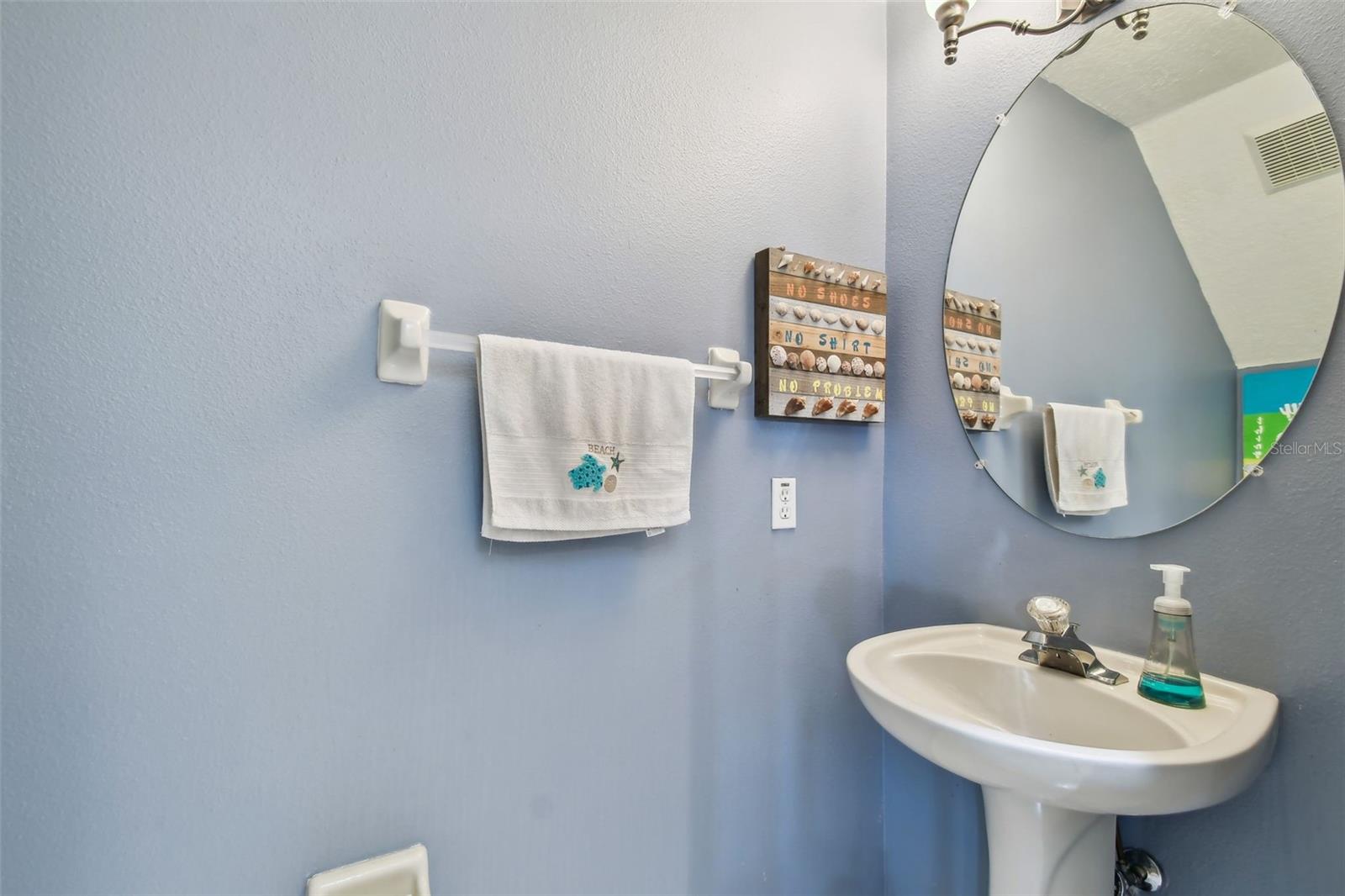 11162 KAPOK GRAND CIR, MADEIRA BEACH, FL, 33708