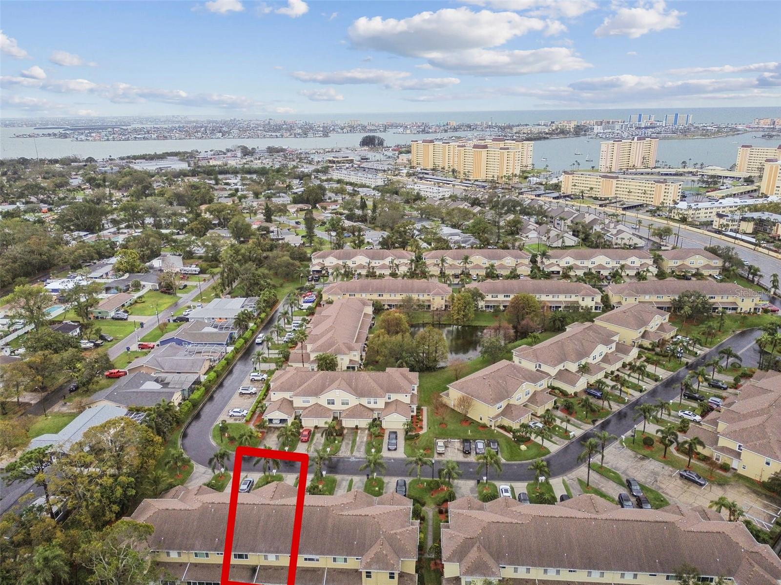 11162 KAPOK GRAND CIR, MADEIRA BEACH, FL, 33708