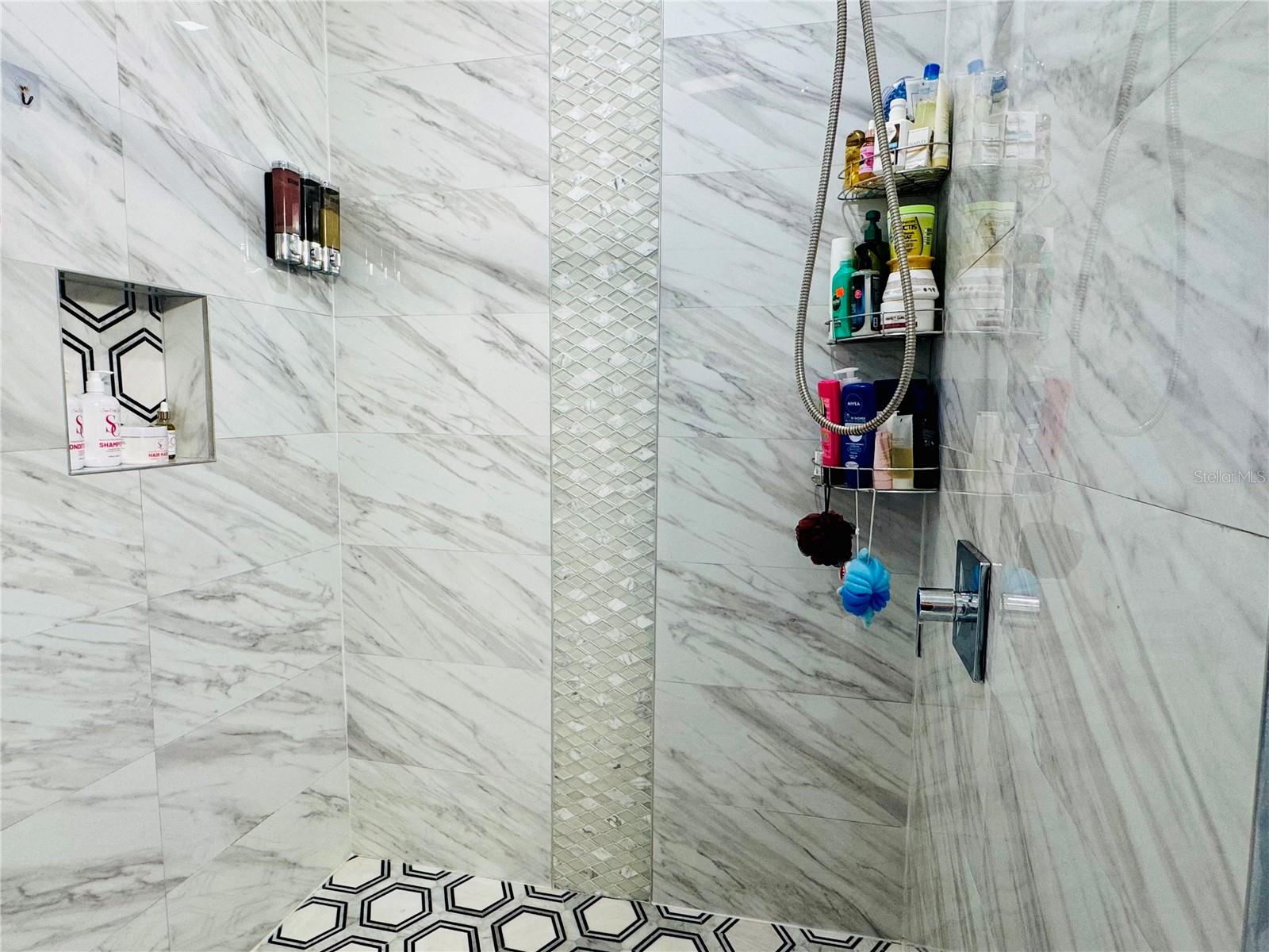 18304 CEDARHURST RD, ORLANDO, FL, 32820