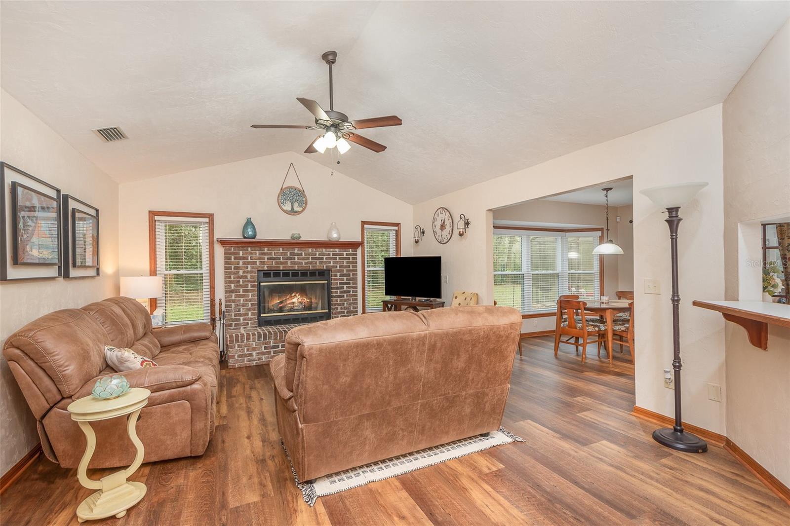 1420 SKY RIDGE DR, DELAND, FL, 32724