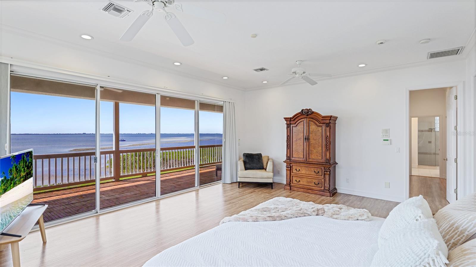 202 GAINES AVE, SARASOTA, FL, 34243