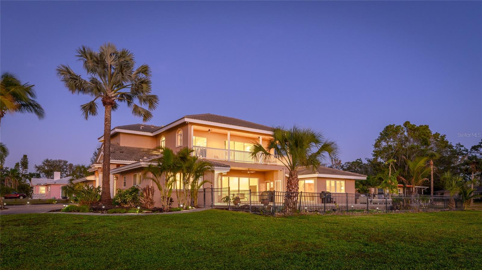 202 GAINES AVE, SARASOTA, FL, 34243