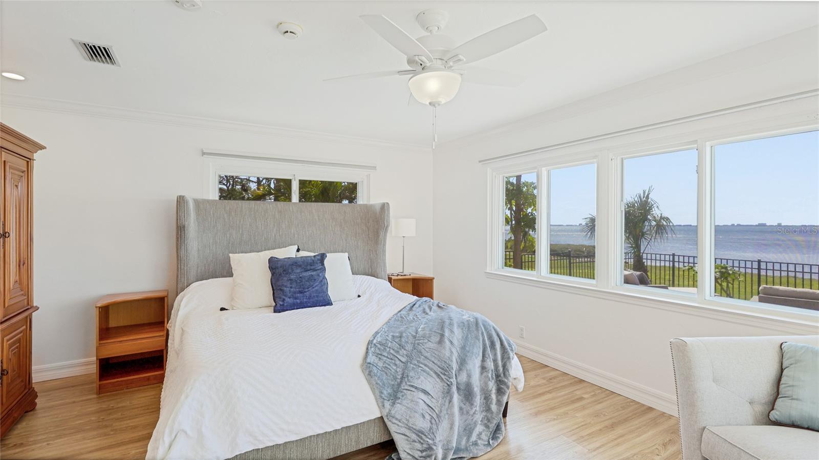 202 GAINES AVE, SARASOTA, FL, 34243