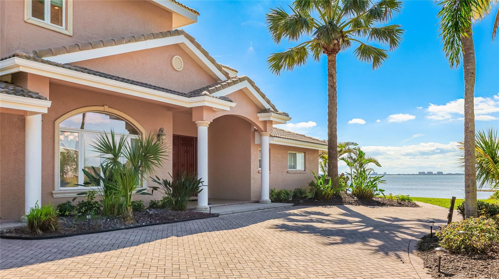 202 GAINES AVE, SARASOTA, FL, 34243