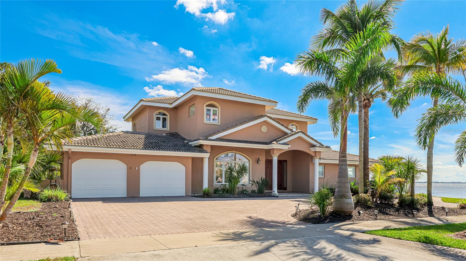 202 GAINES AVE, SARASOTA, FL, 34243