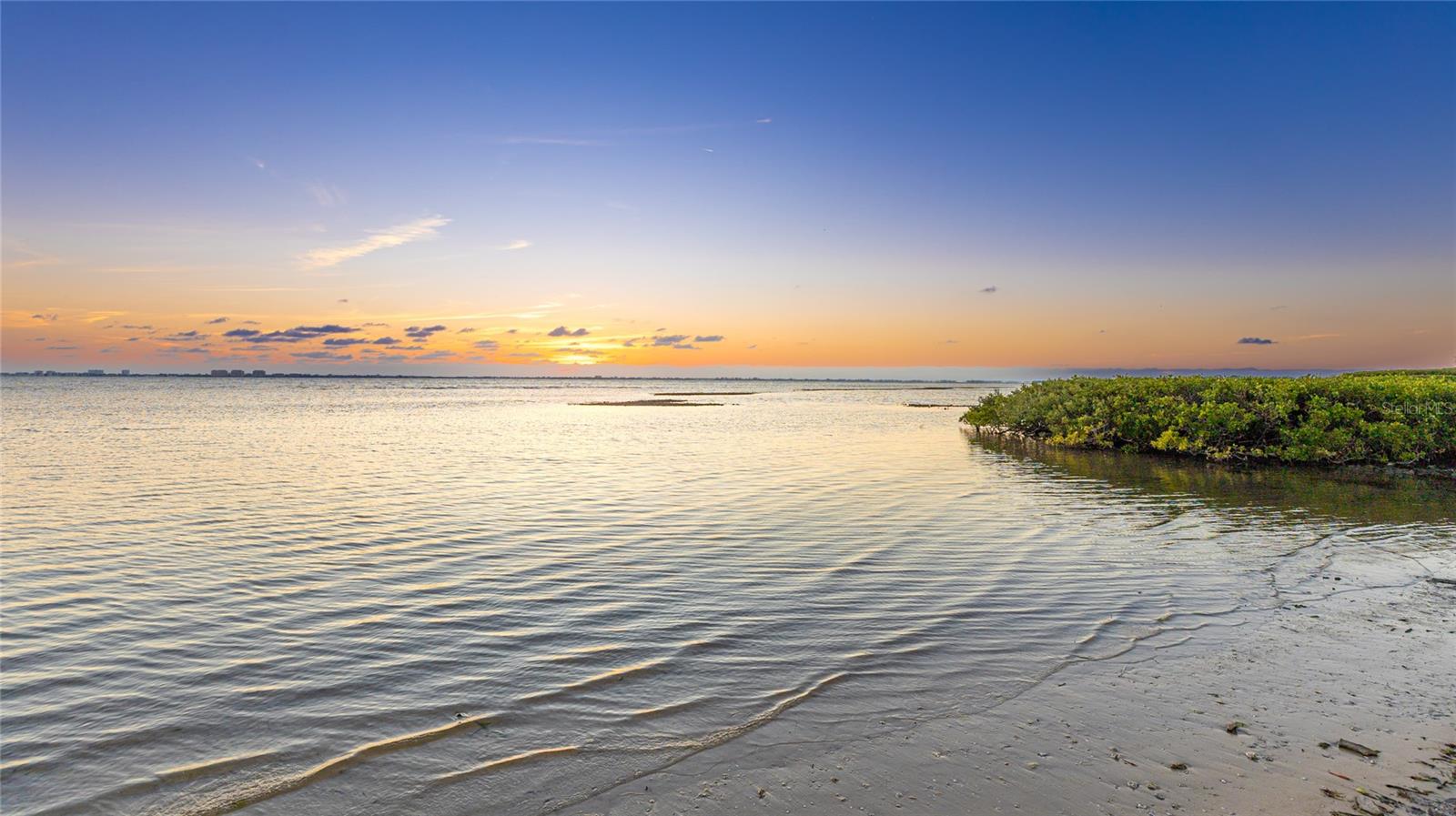 202 GAINES AVE, SARASOTA, FL, 34243