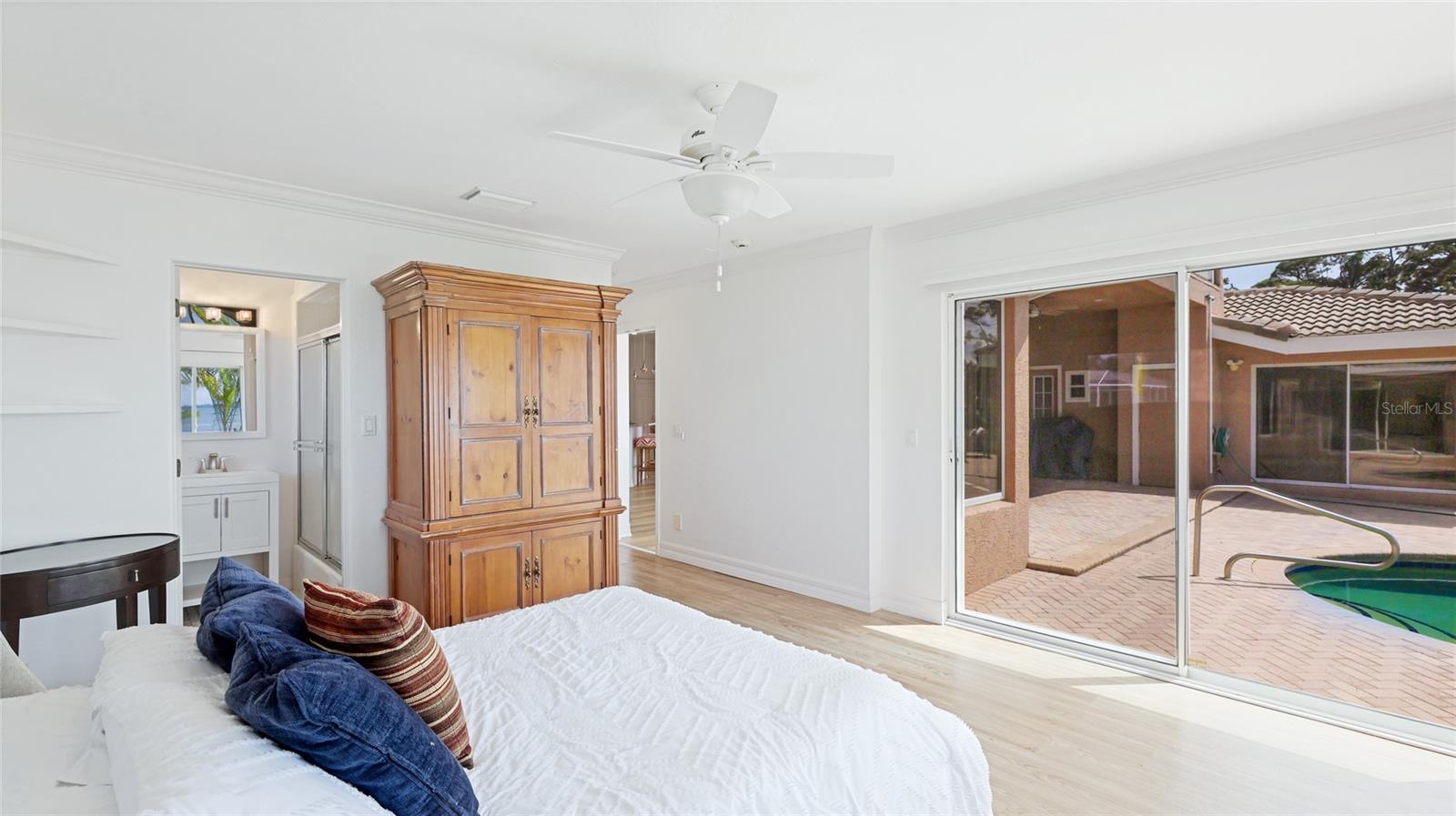 202 GAINES AVE, SARASOTA, FL, 34243