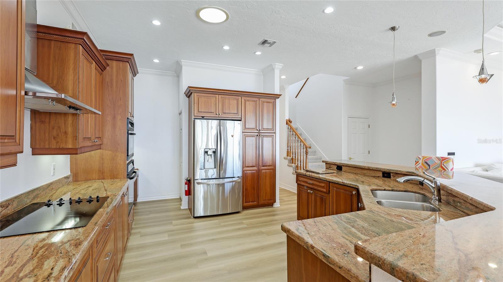202 GAINES AVE, SARASOTA, FL, 34243