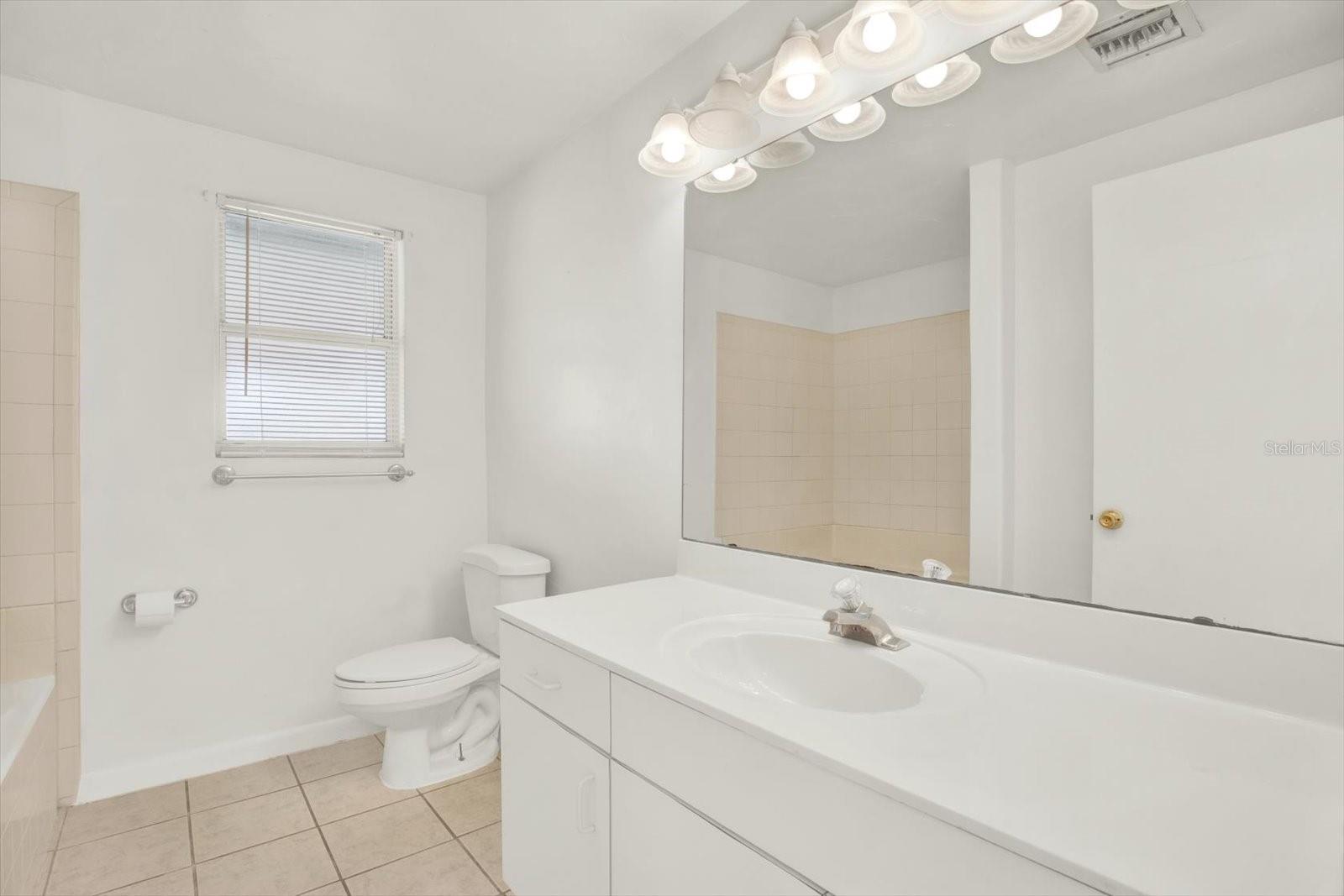 1106 40TH AVE W, BRADENTON, FL, 34205