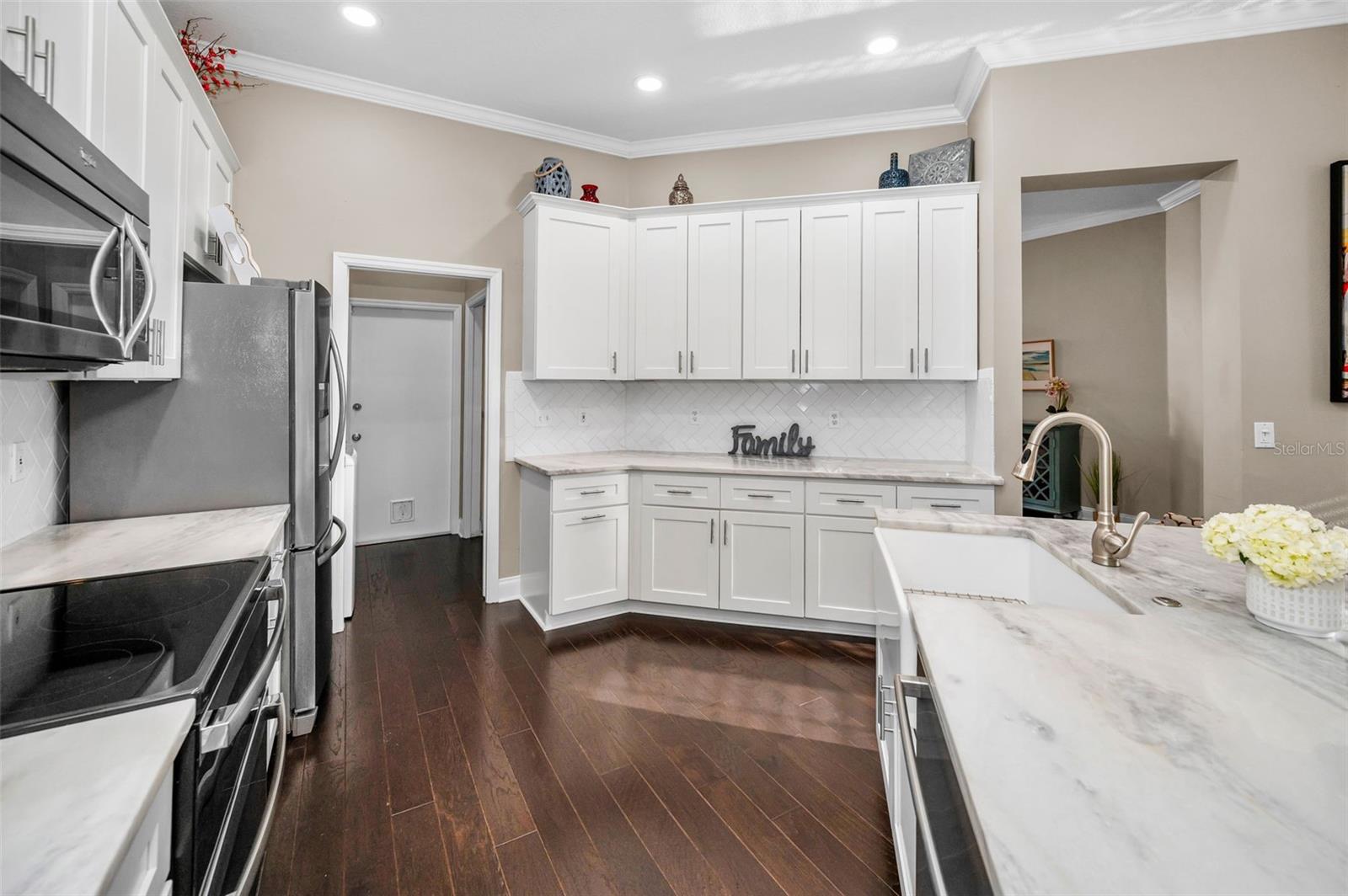 632 ADDISON DR NE, ST PETERSBURG, FL, 33716