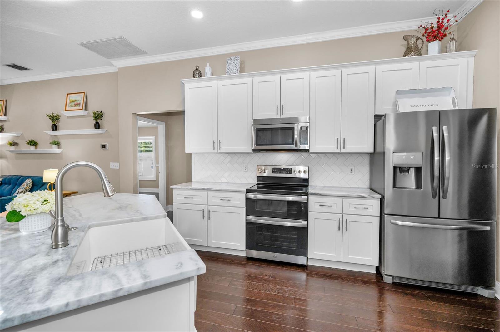 632 ADDISON DR NE, ST PETERSBURG, FL, 33716