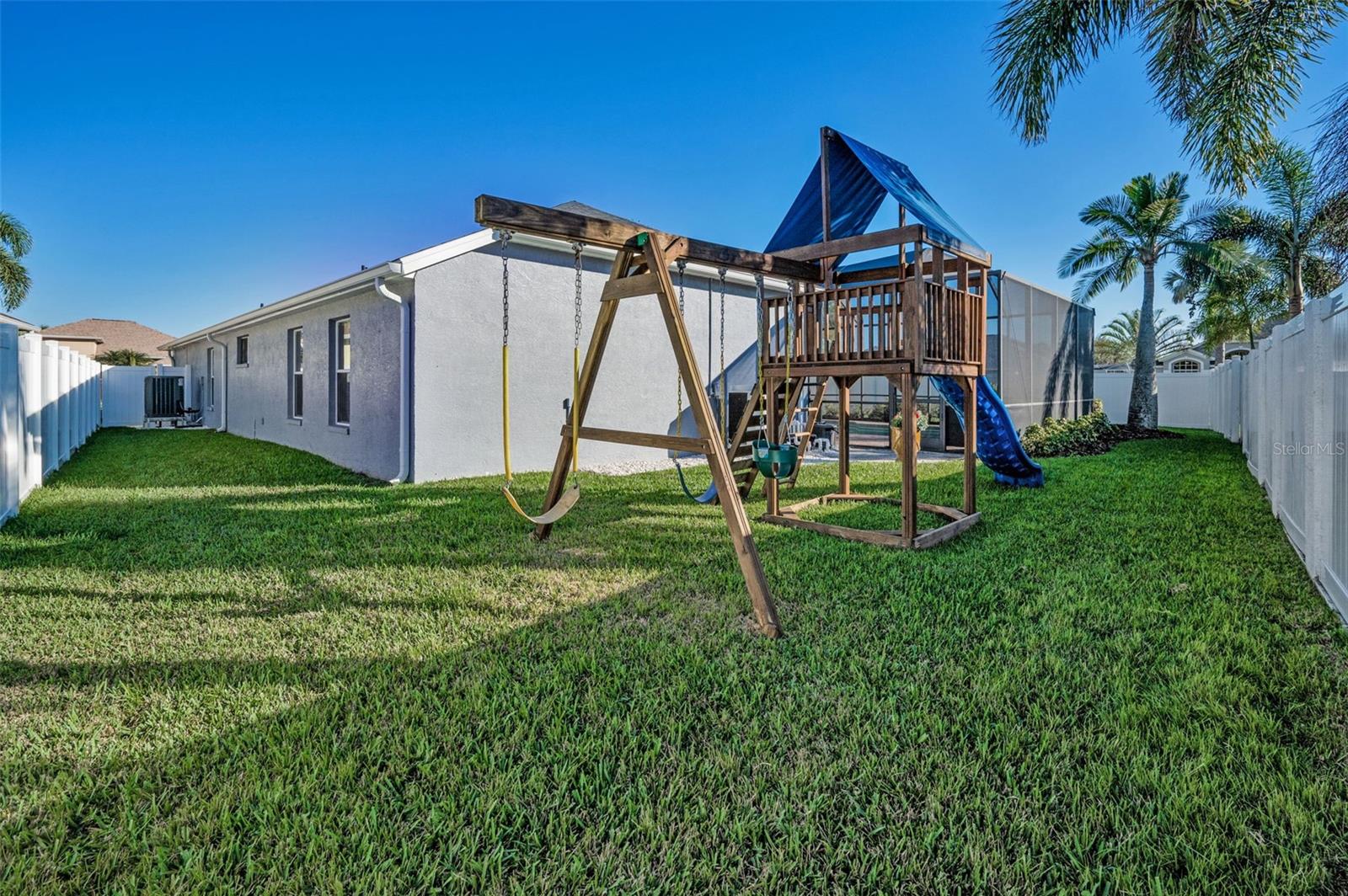 632 ADDISON DR NE, ST PETERSBURG, FL, 33716