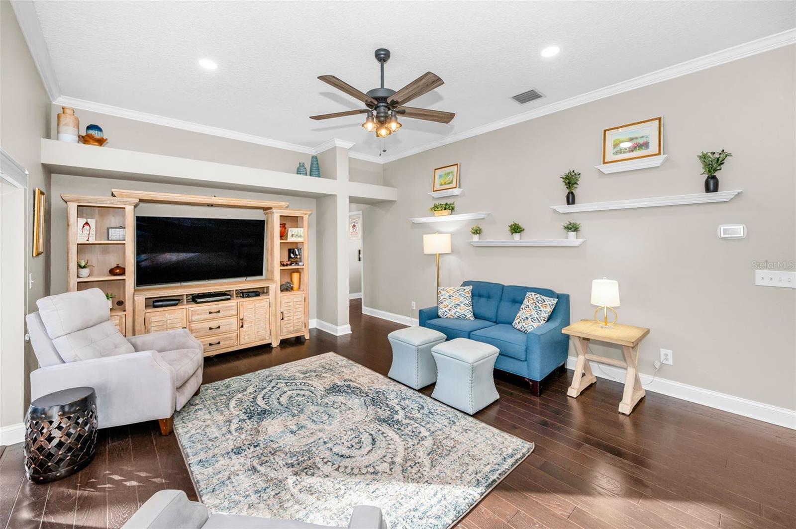 632 ADDISON DR NE, ST PETERSBURG, FL, 33716