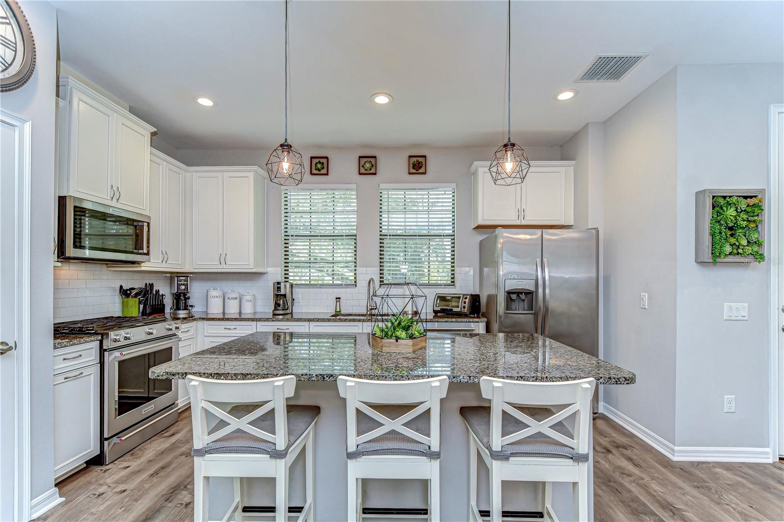 5703 COLONY GLEN RD, LITHIA, FL, 33547