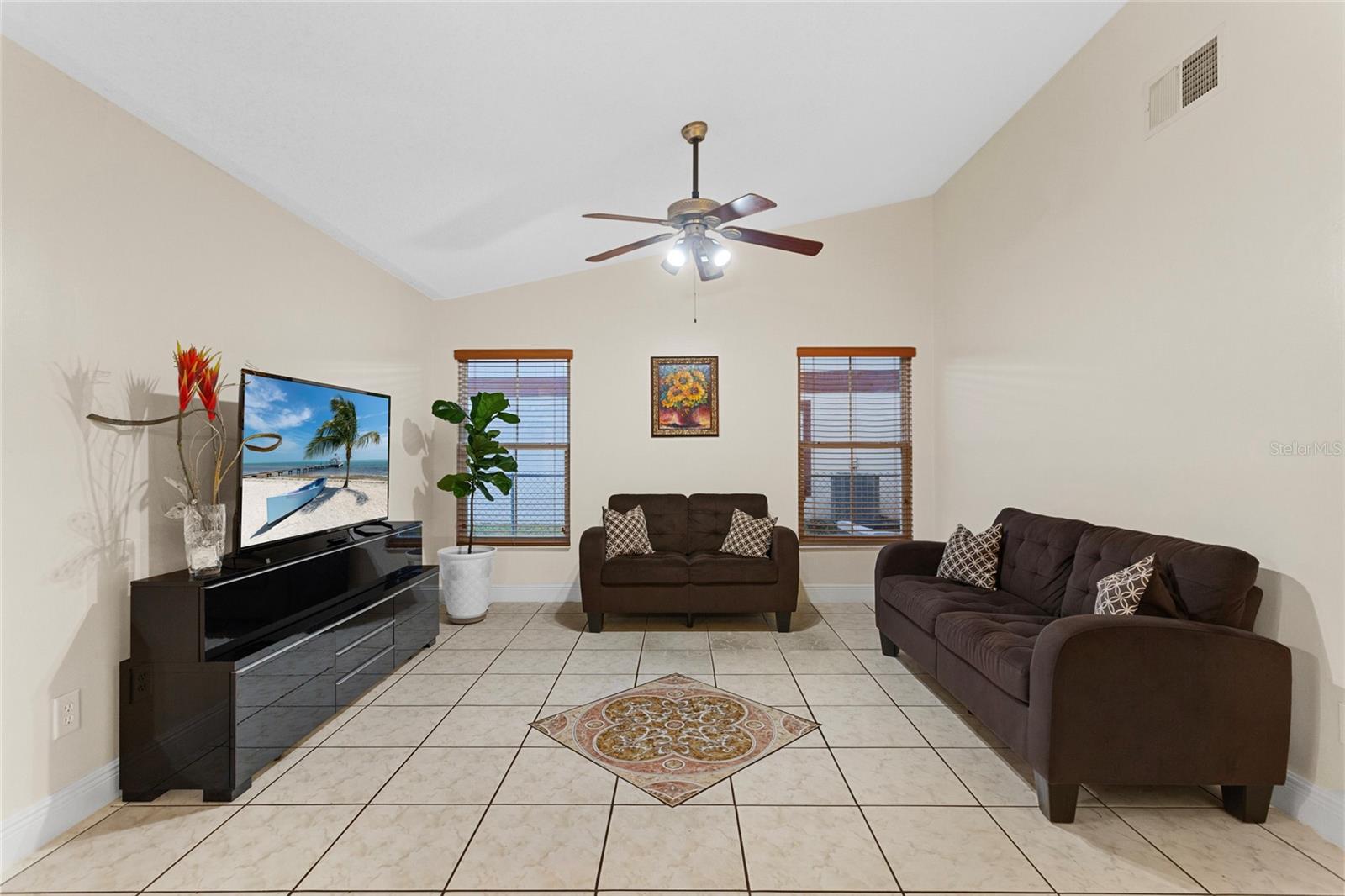 243 COMPETITION DR, KISSIMMEE, FL, 34743