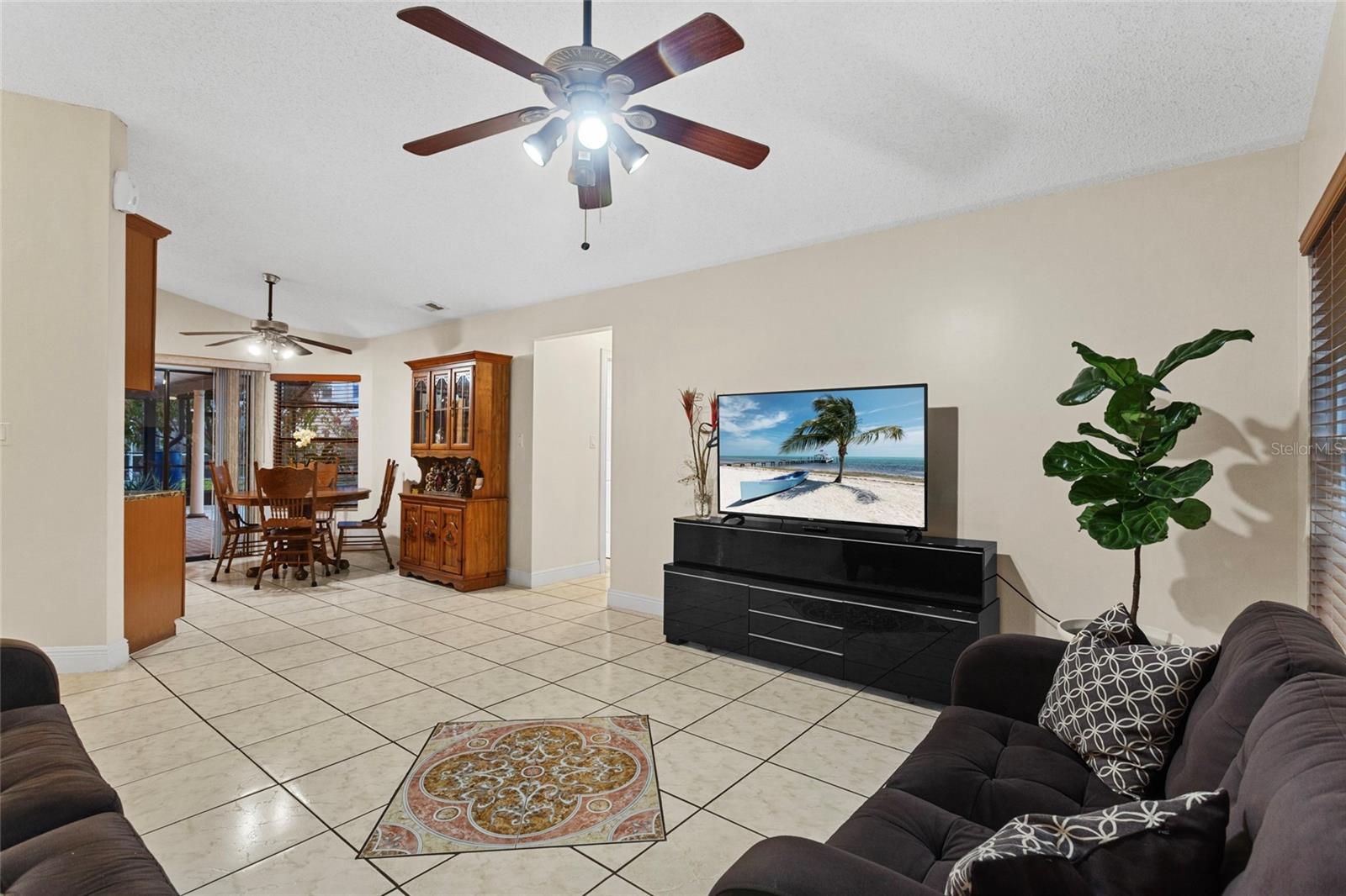 243 COMPETITION DR, KISSIMMEE, FL, 34743