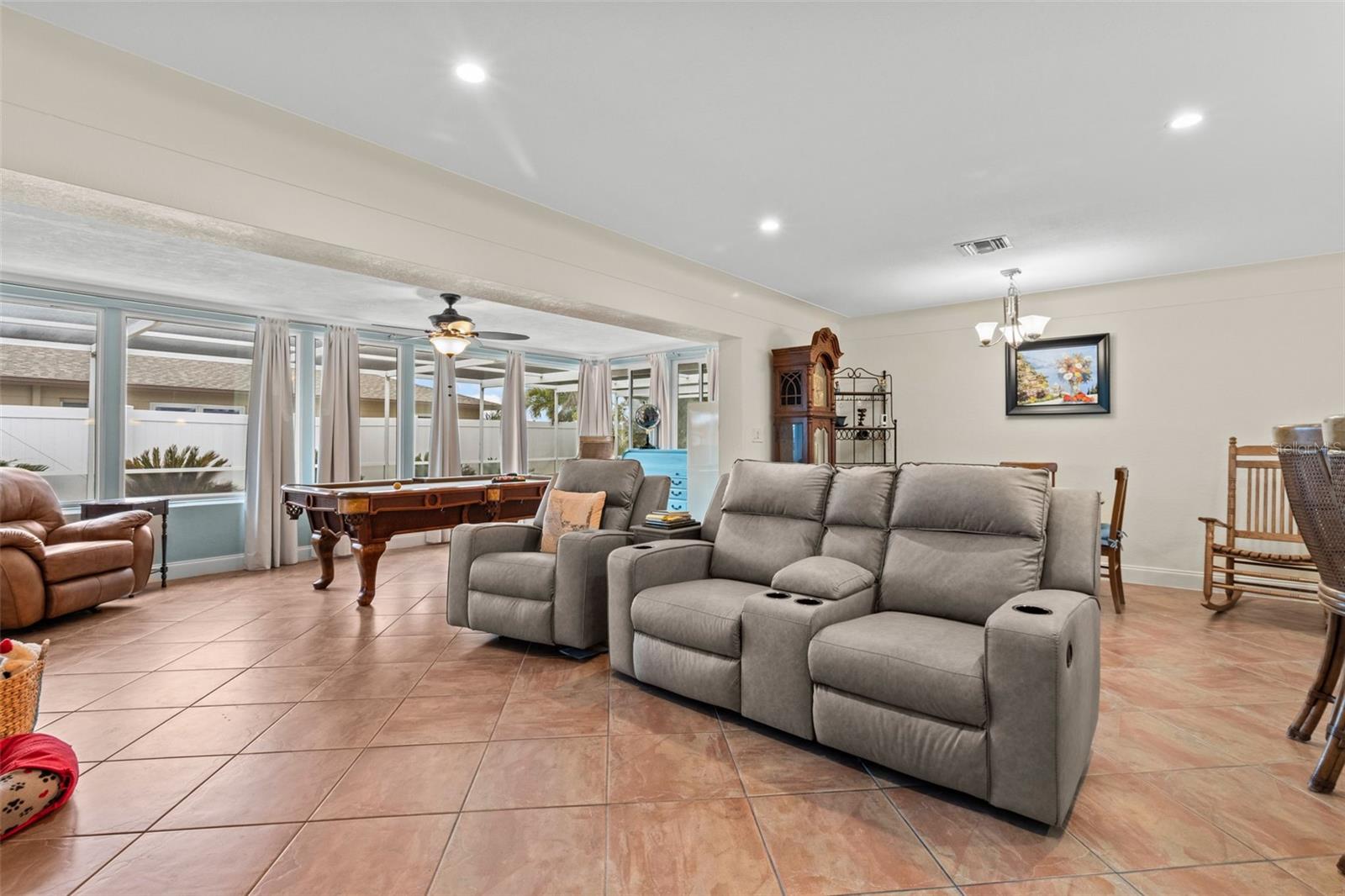 8000 13TH AVE S, ST PETERSBURG, FL, 33707