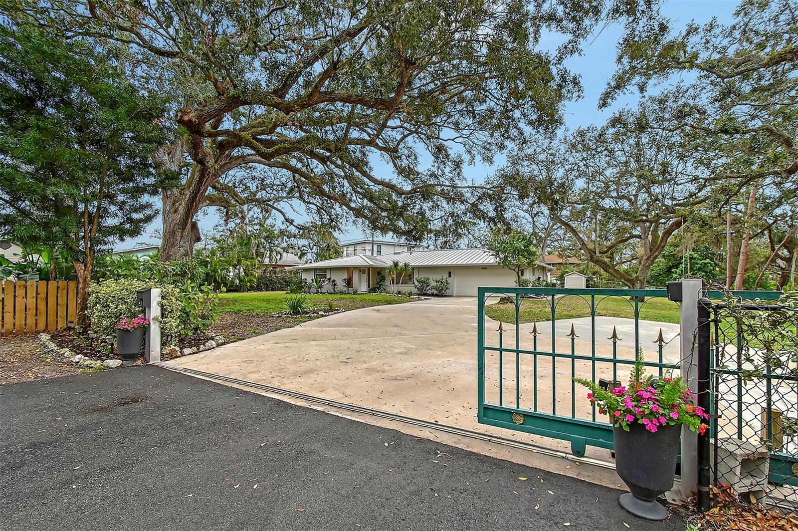 4045 LISBON PL, SARASOTA, FL, 34231