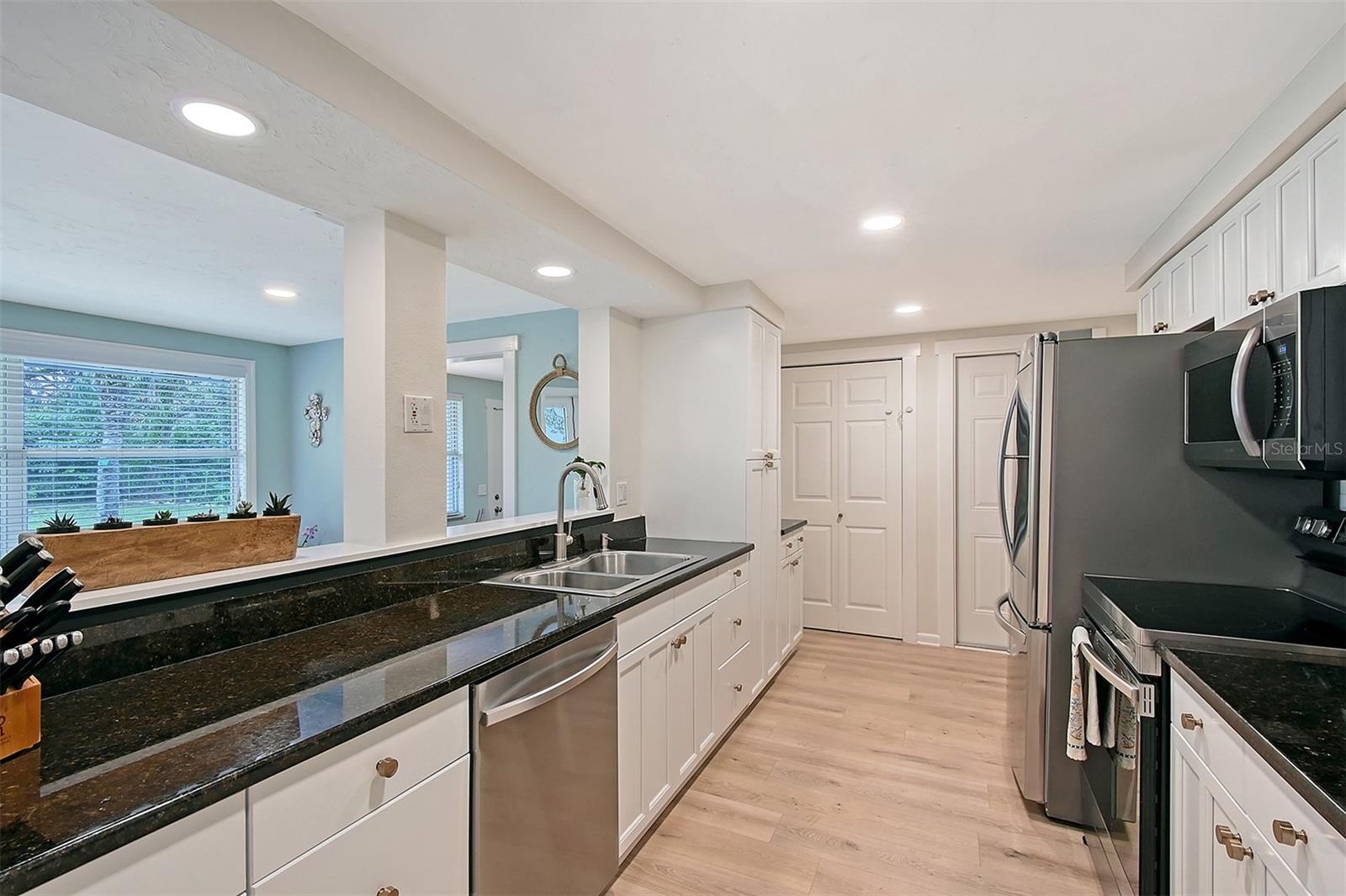 4045 LISBON PL, SARASOTA, FL, 34231