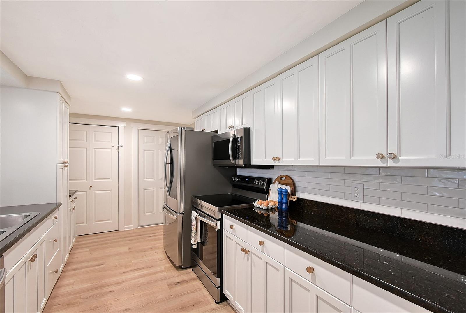 4045 LISBON PL, SARASOTA, FL, 34231