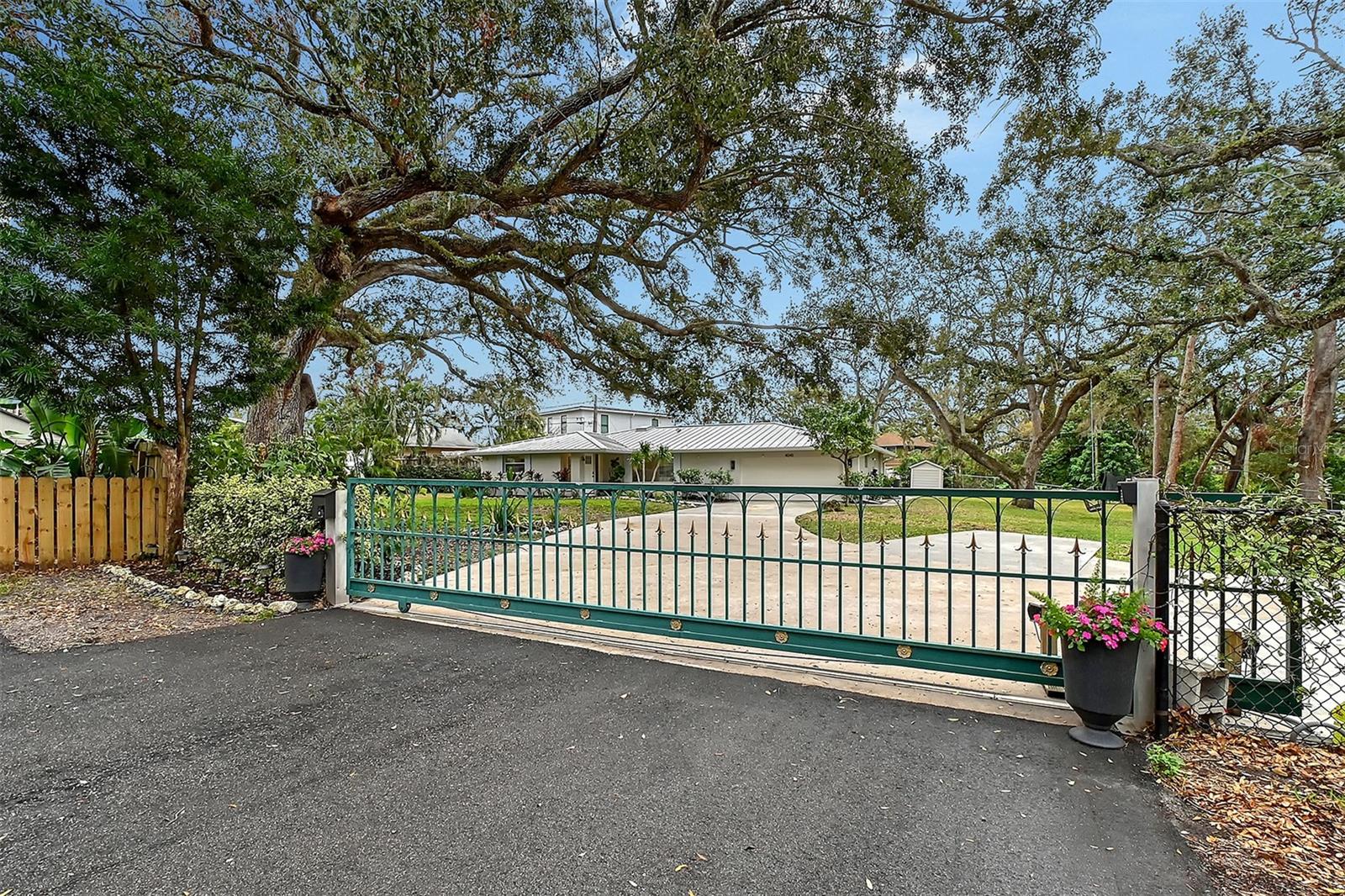 4045 LISBON PL, SARASOTA, FL, 34231