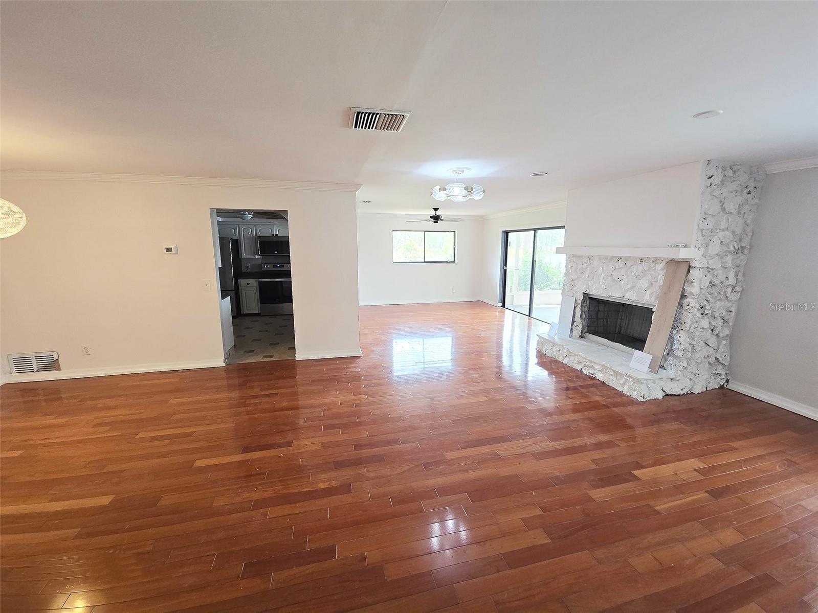 184 DUBLIN DR, LAKE MARY, FL, 32746