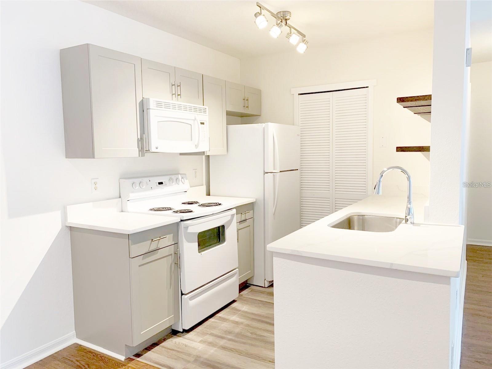 4364 S KIRKMAN RD #312, ORLANDO, FL, 32811