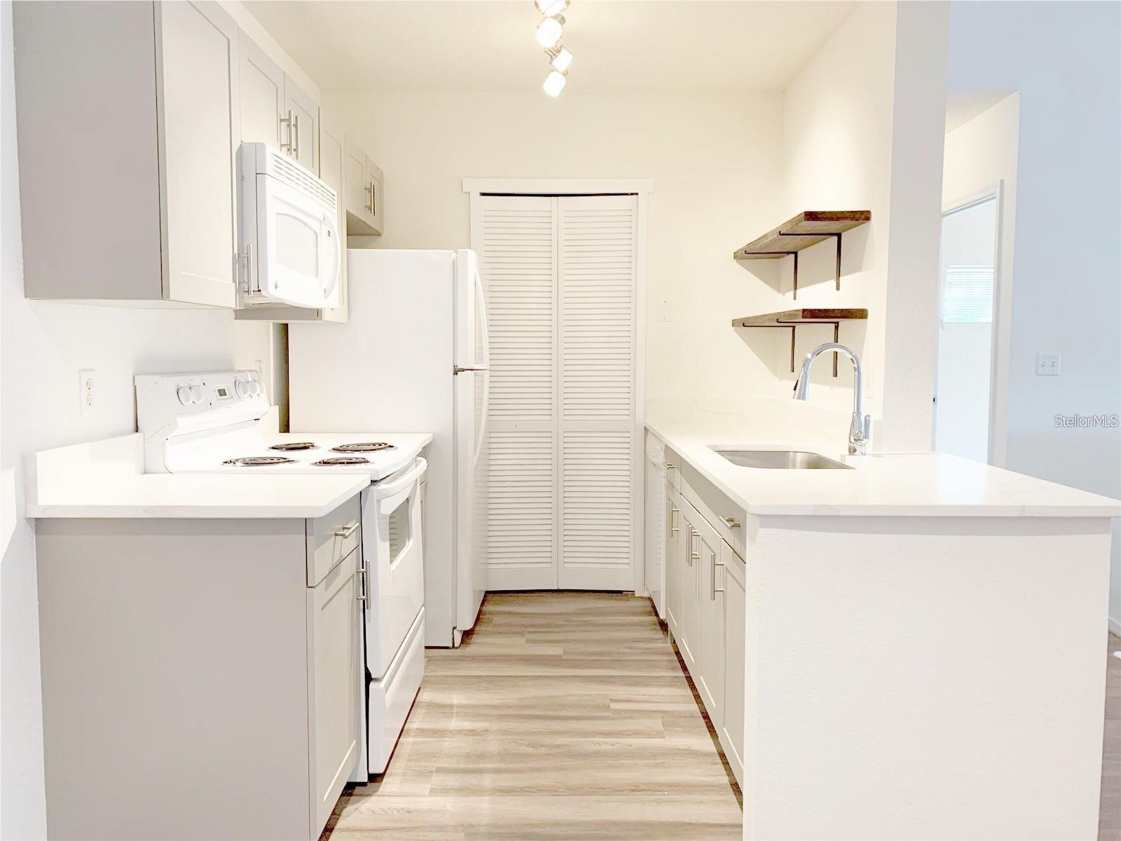 4364 S KIRKMAN RD #312, ORLANDO, FL, 32811