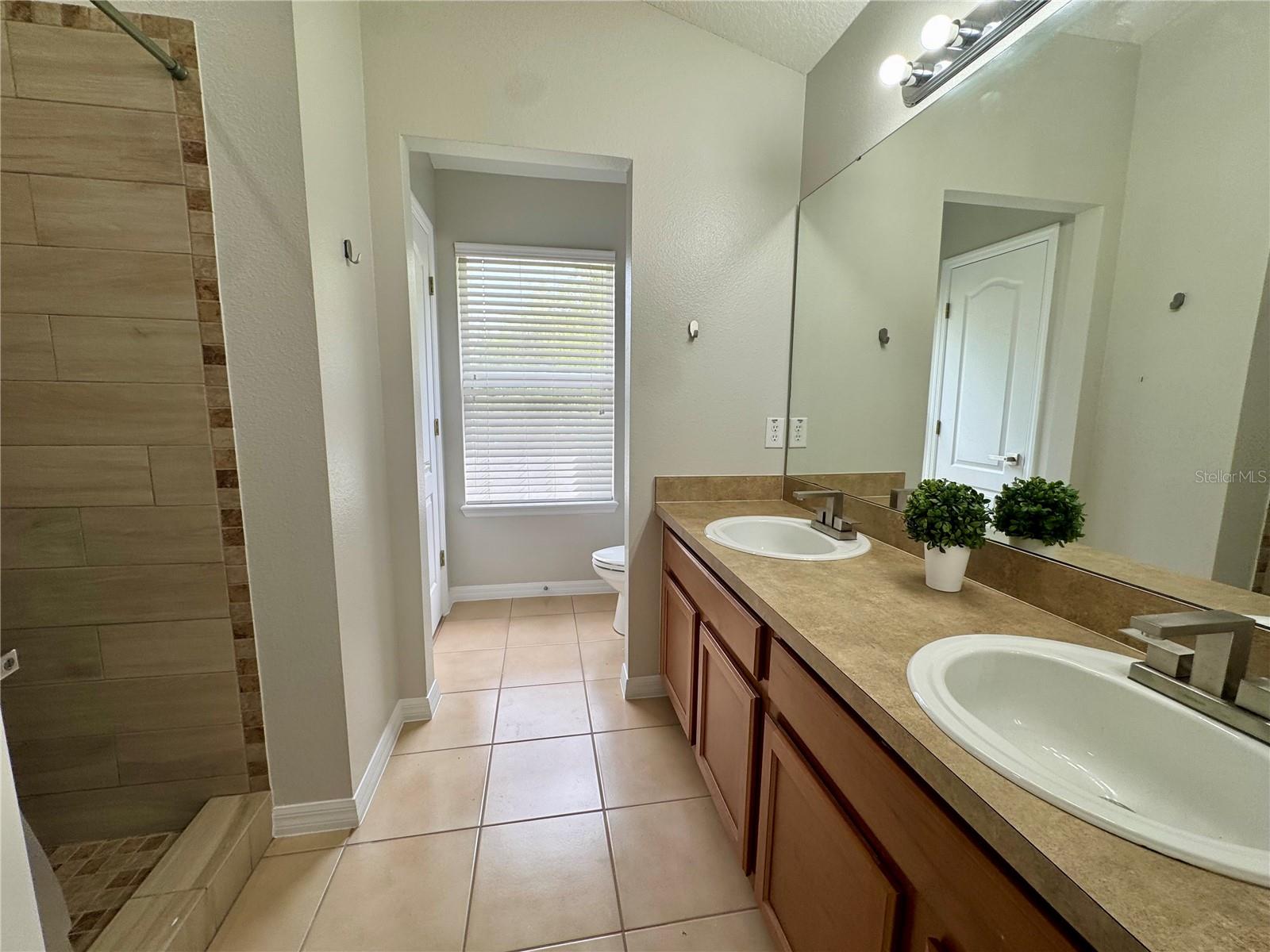 6680 S GOLDENROD RD #136B, ORLANDO, FL, 32822