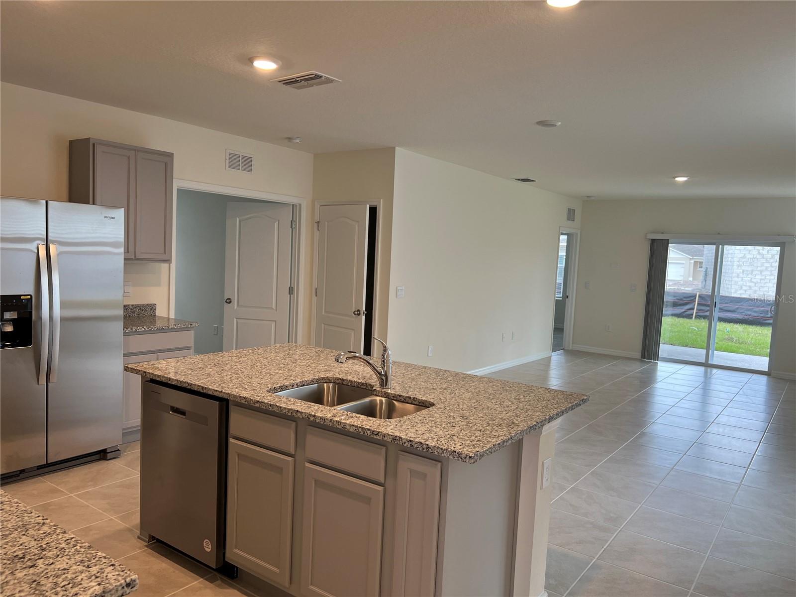 2359 AQUILINE NEST ST, EAGLE LAKE, FL, 33839