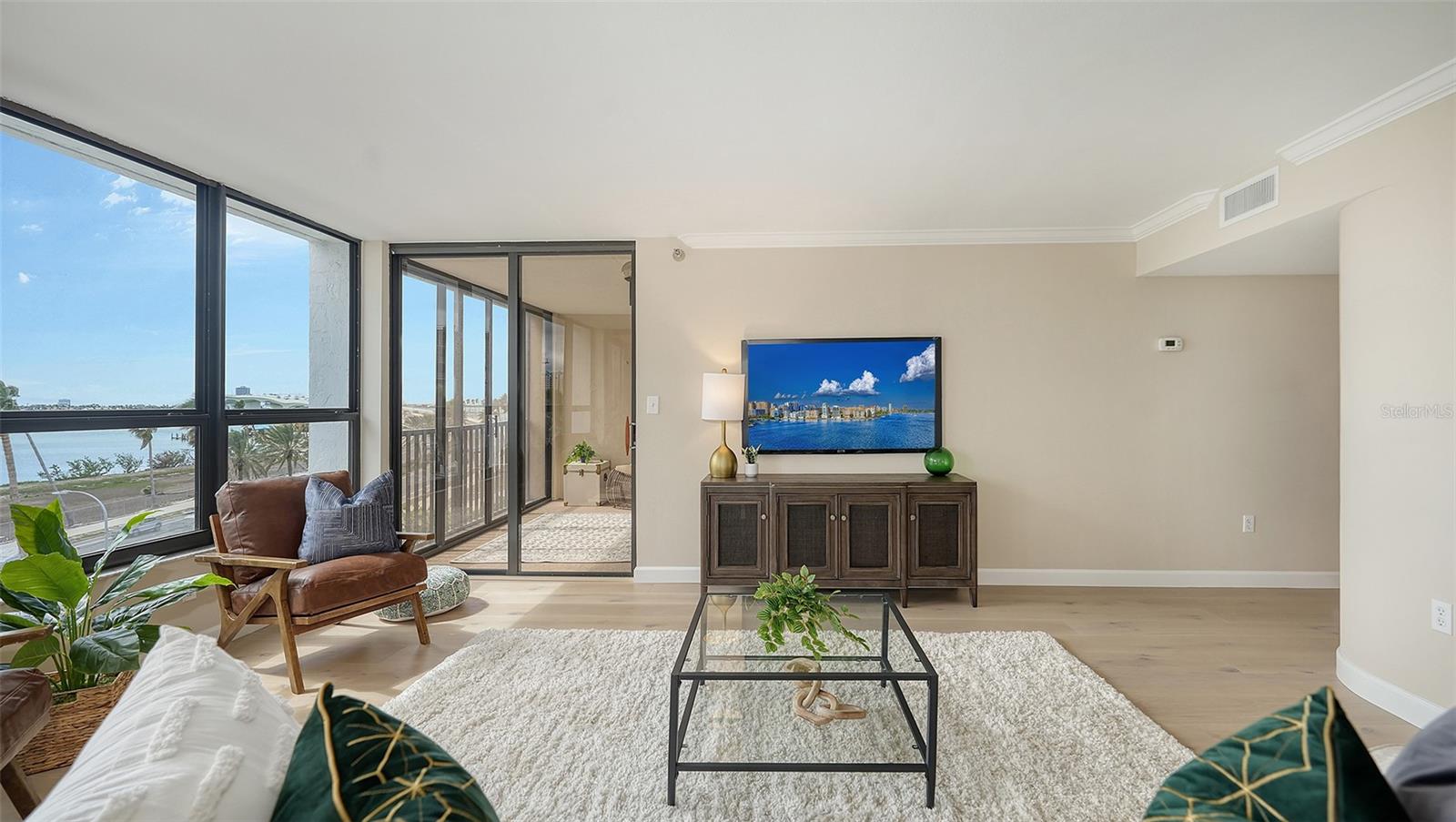 11 SUNSET DR #303, SARASOTA, FL, 34236