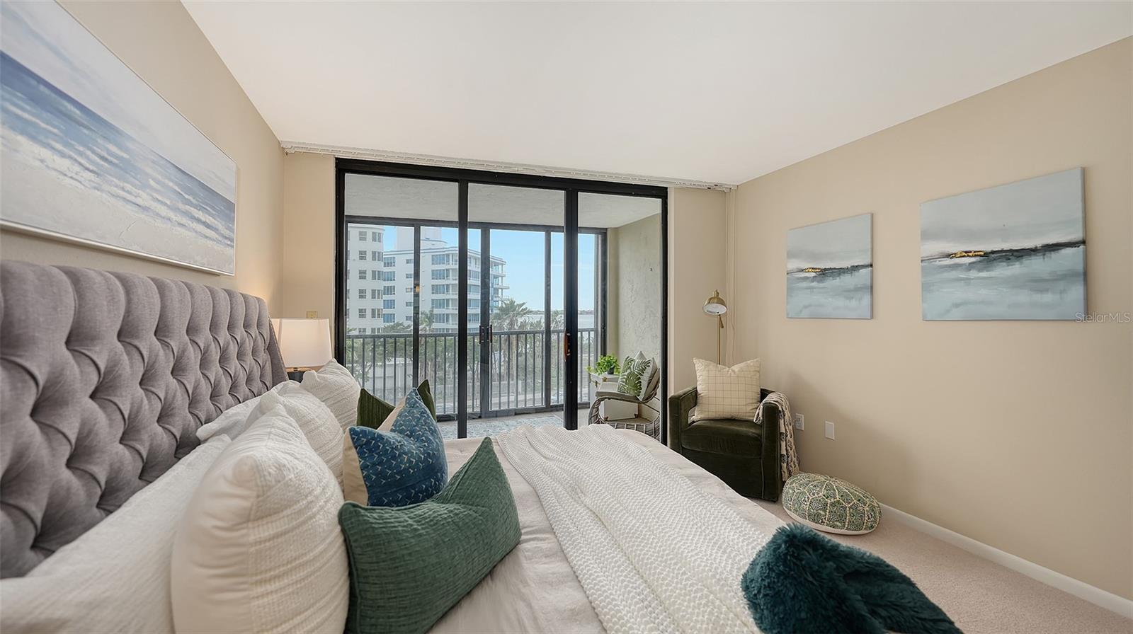 11 SUNSET DR #303, SARASOTA, FL, 34236