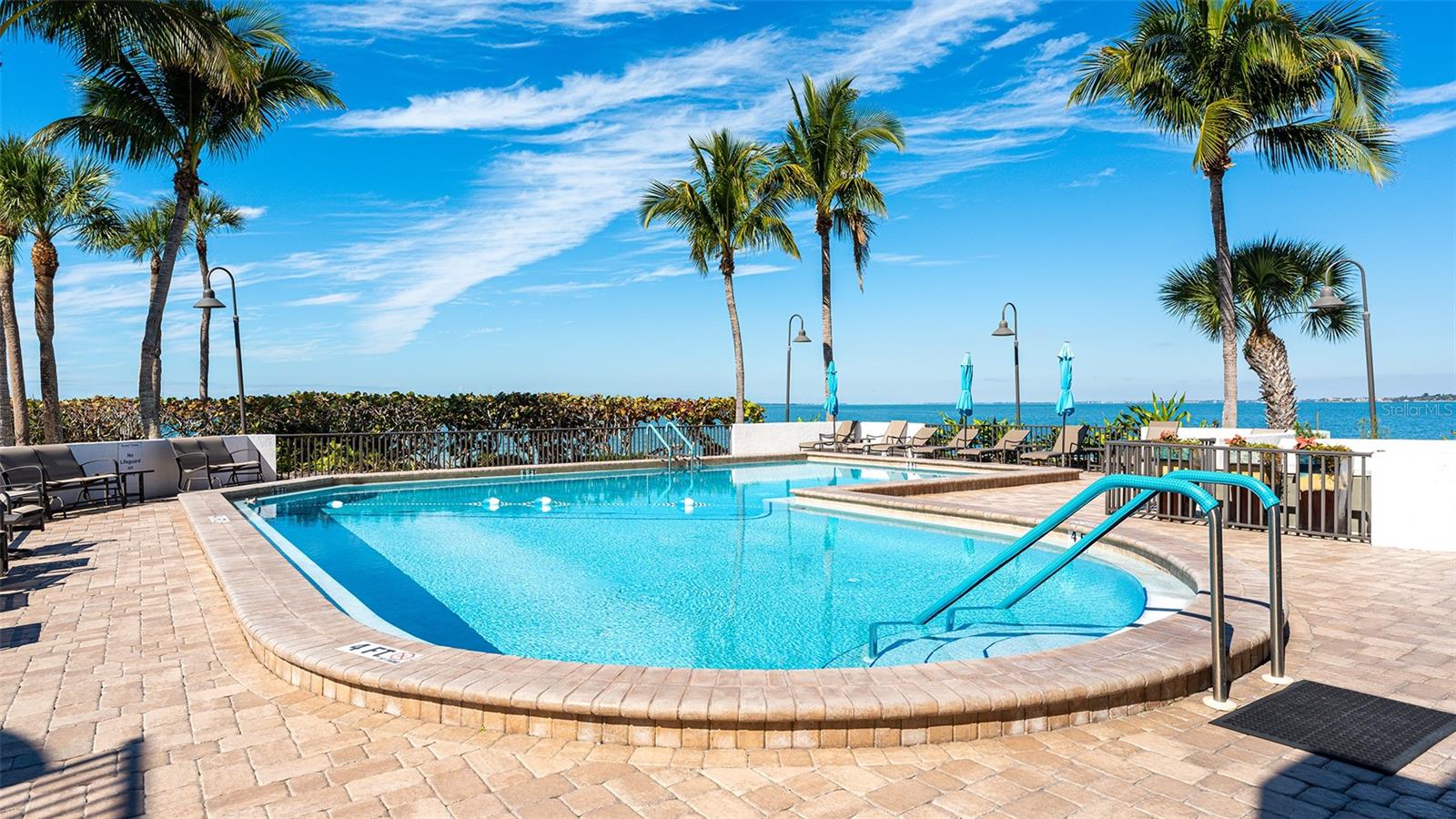 11 SUNSET DR #303, SARASOTA, FL, 34236