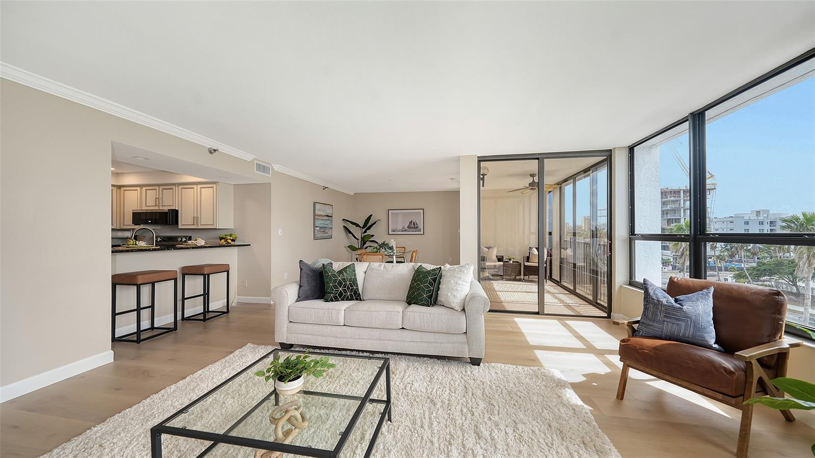 11 SUNSET DR #303, SARASOTA, FL, 34236