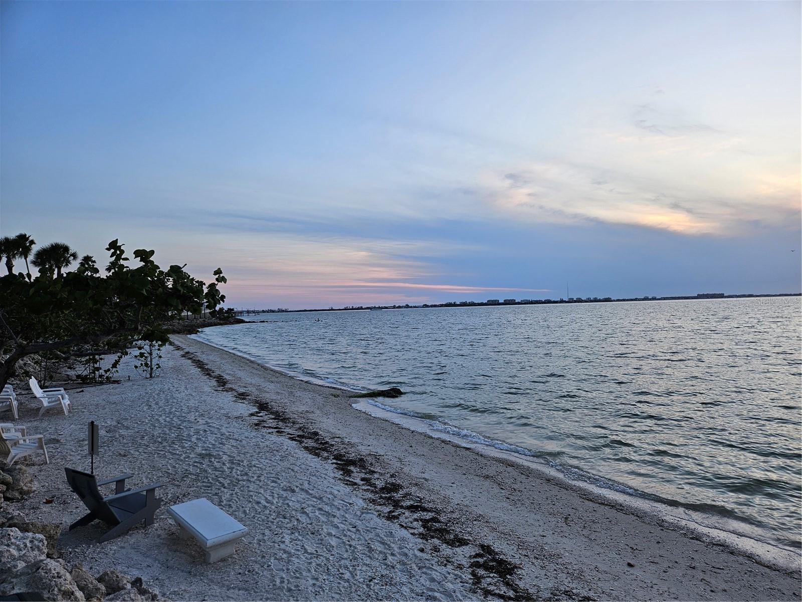 11 SUNSET DR #303, SARASOTA, FL, 34236