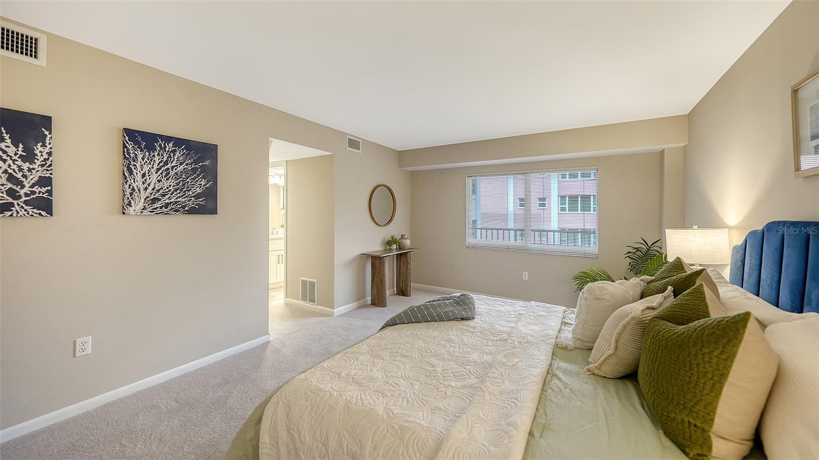 11 SUNSET DR #303, SARASOTA, FL, 34236
