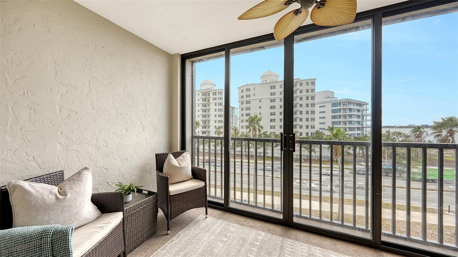 11 SUNSET DR #303, SARASOTA, FL, 34236