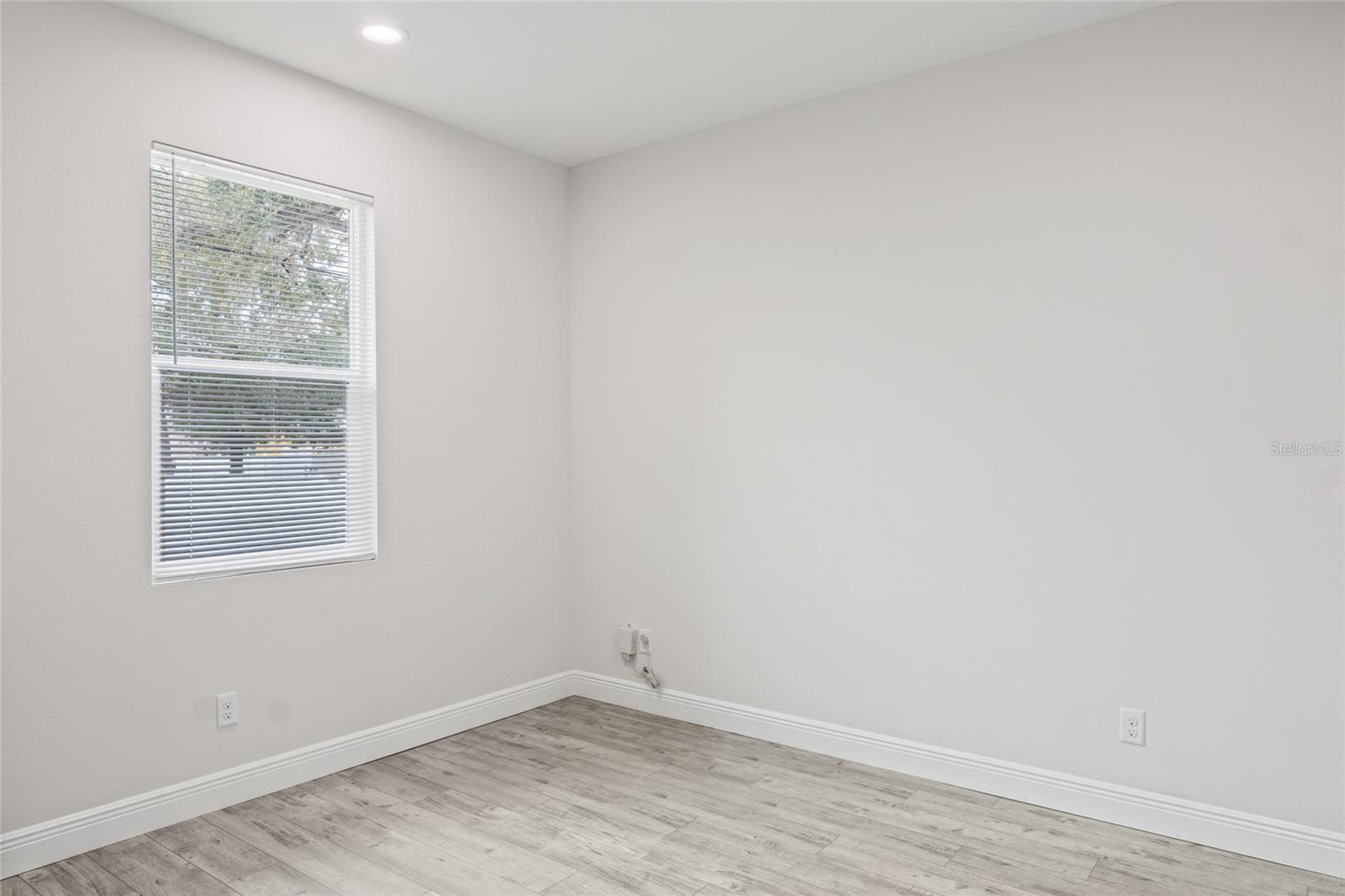 4104 E COMANCHE AVE, TAMPA, FL, 33610