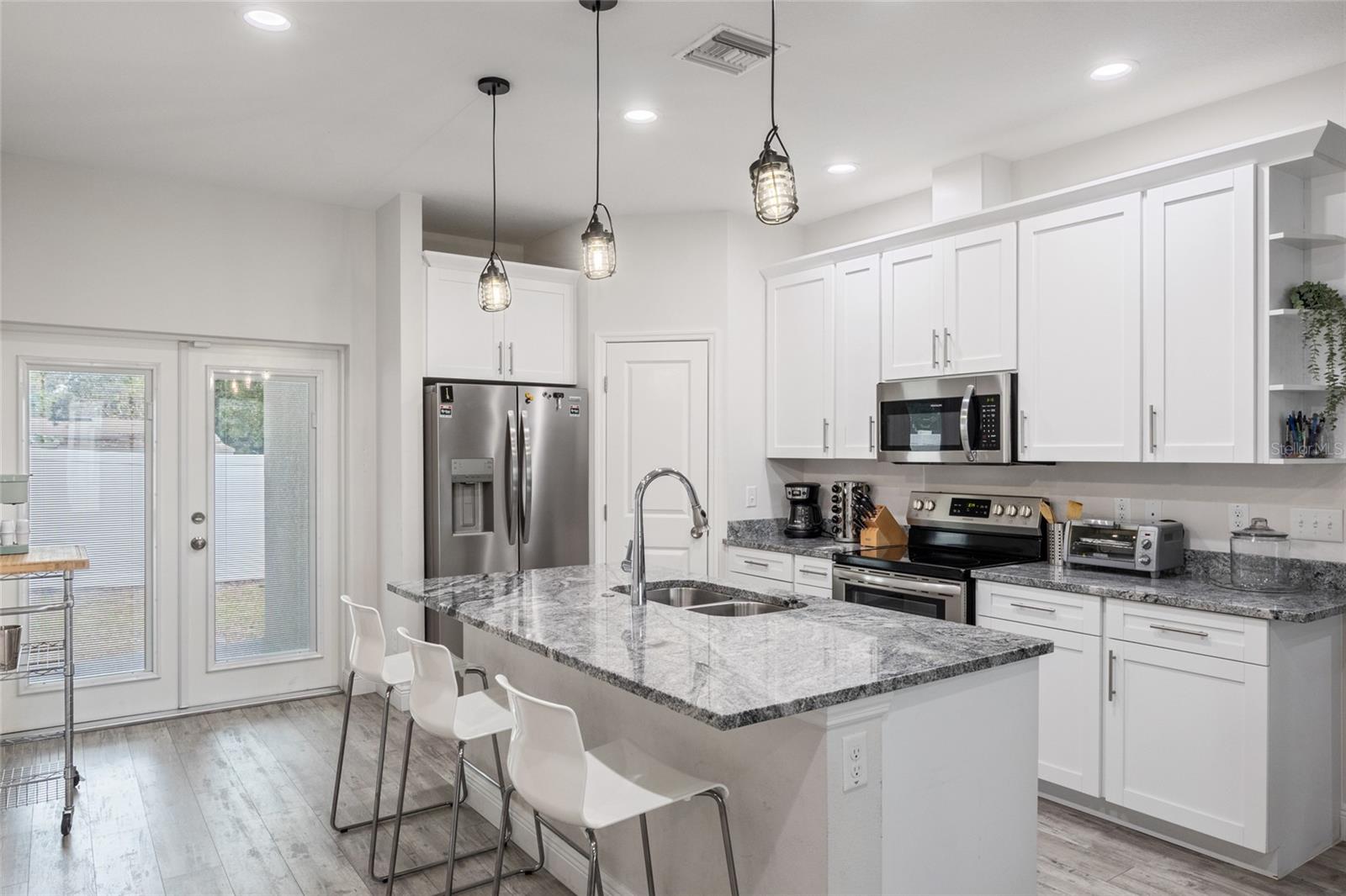 4104 E COMANCHE AVE, TAMPA, FL, 33610